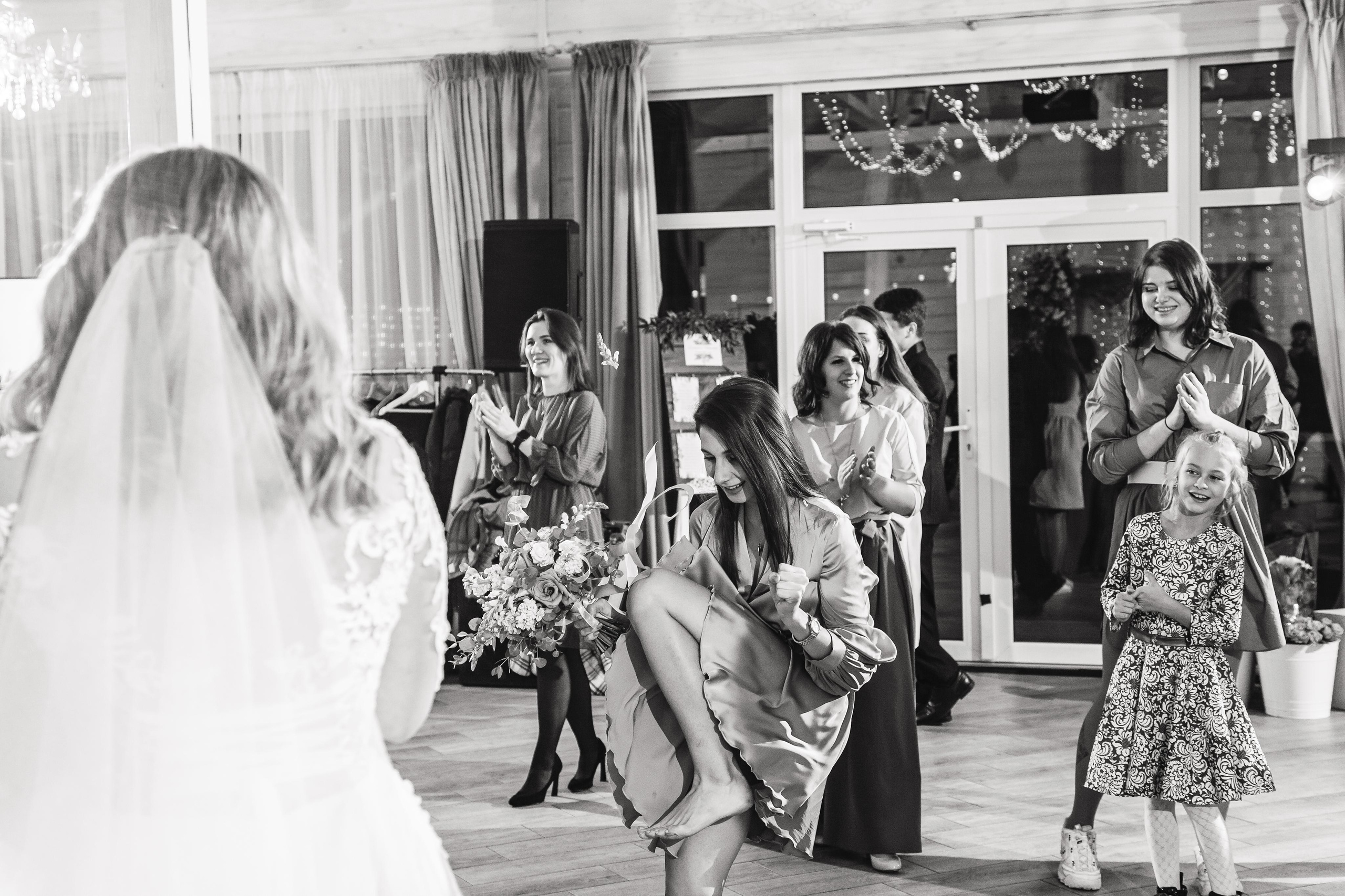 банкет москва, банкет свадьба, выездная регистрация, ЗАГС Измайлово, Измайловский ЗАГС, Измайловский Кремль, Измайлово свадьба, ЗАГС, ЗАГС фото, кольца свадьба, невеста фото, платье невесты, поиск фотографа, поиск фотографа на свадьбу, прогулка на свадьбе, регистрация брака на природе, регистрация свадьбы, сборы невесты, свадебная серия, свадебная фотосессия, свадебное платье, свадебное фото, свадебные кольца, свадебные сборы, свадебные туфли, свадебный банкет, свадебный день, свадебный салон, свадебный фотограф Гладков Дмитрий, свадебный фотограф Москва, свадьба в будний день, свадьба москва, советы невесте, стоимость свадебного фотографа, стоимость фотографа, туфли невесты, фото из ЗАГСа, фото колец, фото со свадьбы, фотог, фотограф на свадьбу, фотограф одинцово, фотограф стоимость, фотограя свадьба Москва, фотосессия свадьба