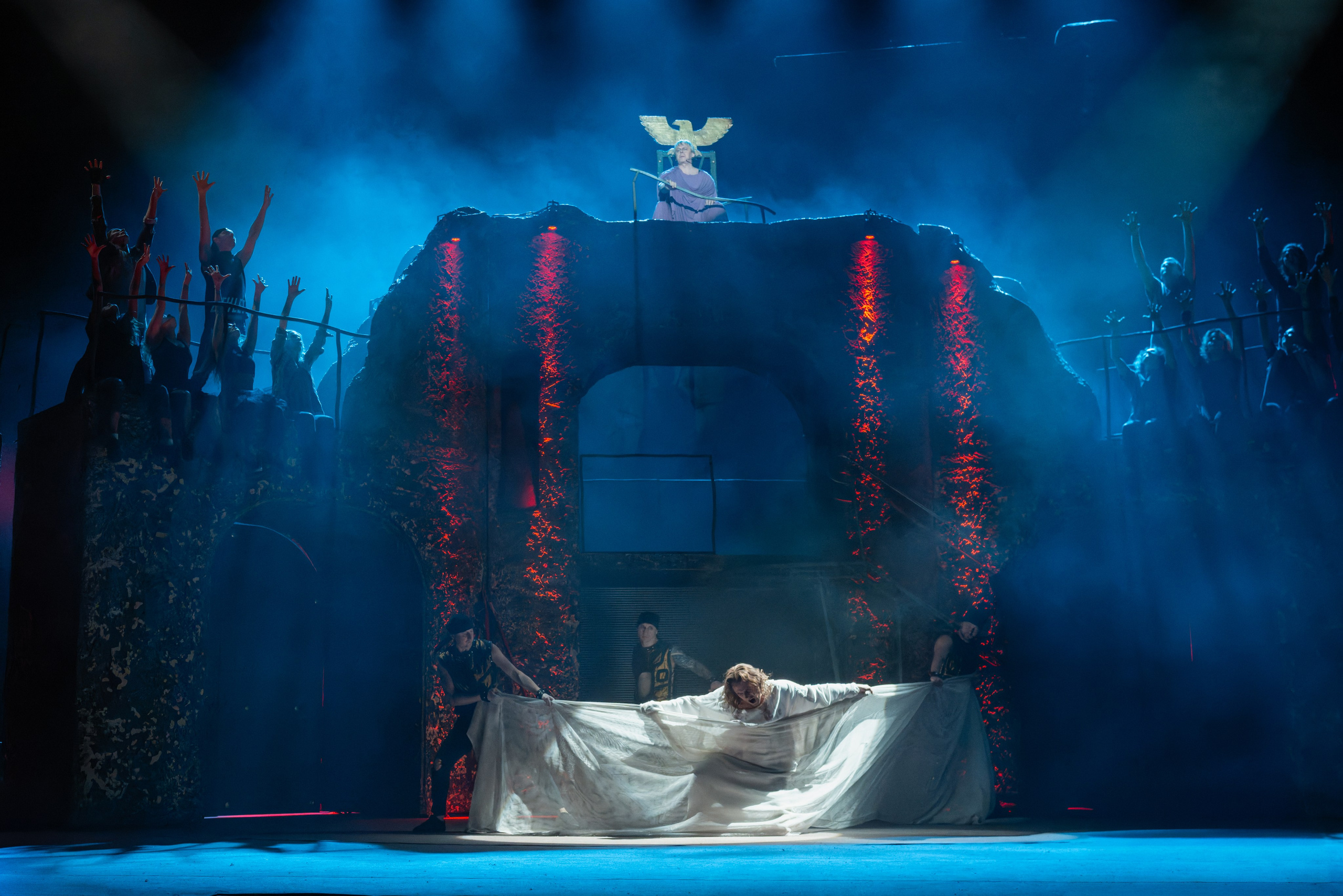 Театр Моссовета: Иисус Христос Супервезда — 35 лет на сцене. Сайт фотографа Сергея Абрамова