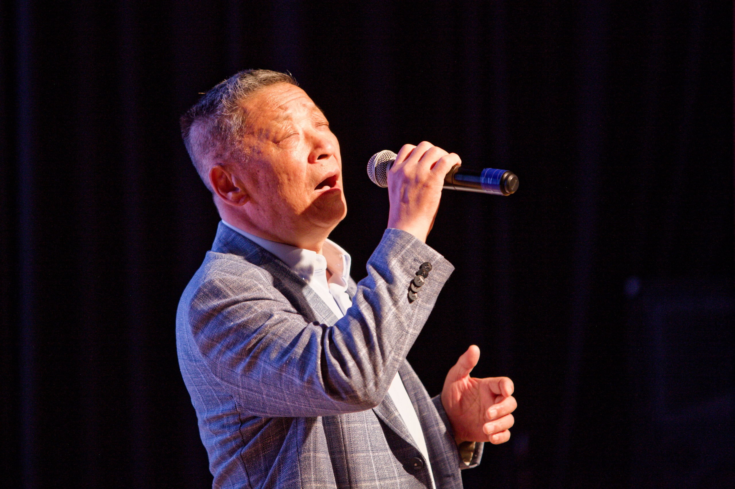 Новый Год по лунному календарю. Кутузов Евгений Фотограф в Южно-Сахалинске