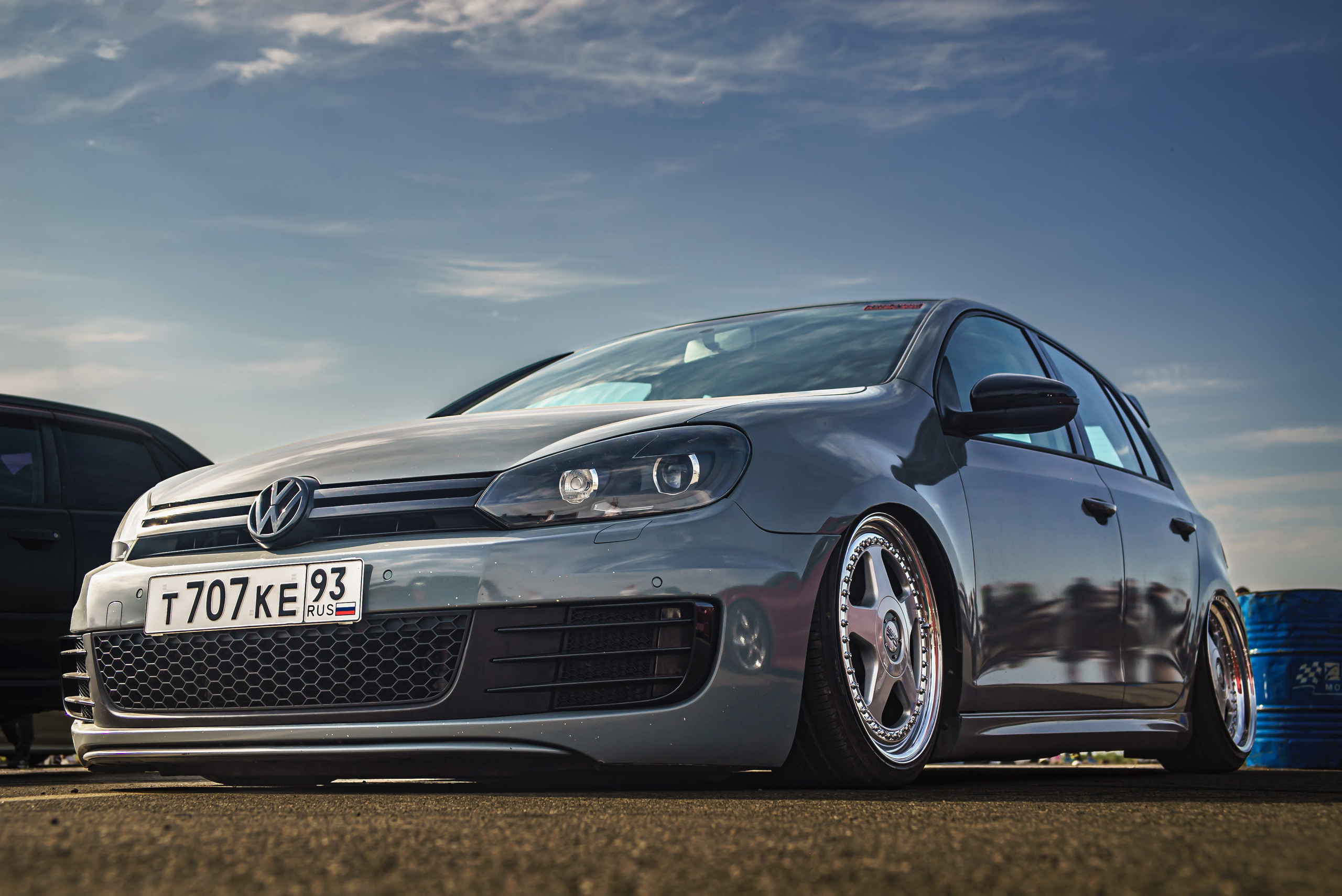 Автомобили