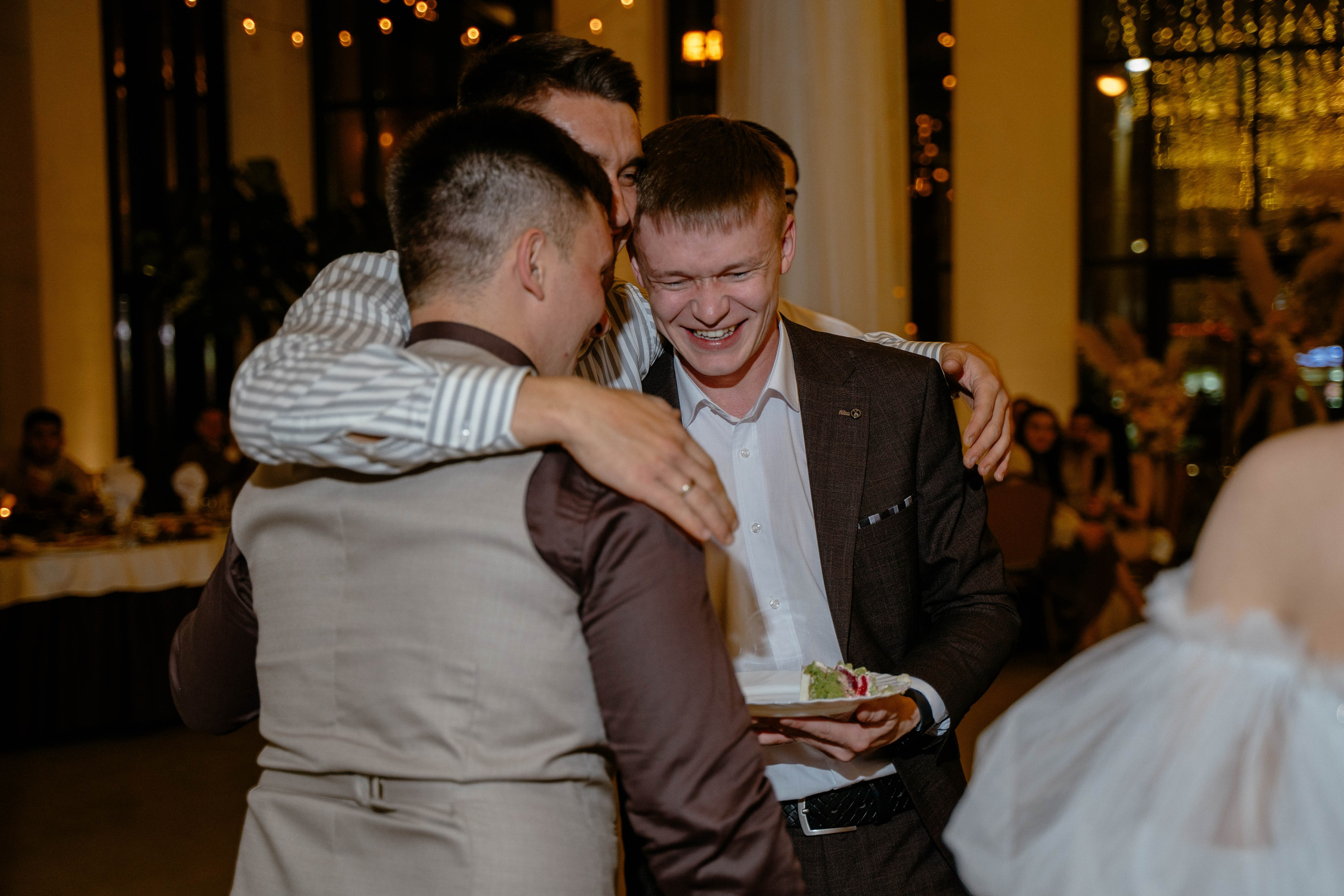 Свадебный день Магомеда и Вероники. Фотограф Чита. Индивидуальные портреты, LoveStory, свадьбы