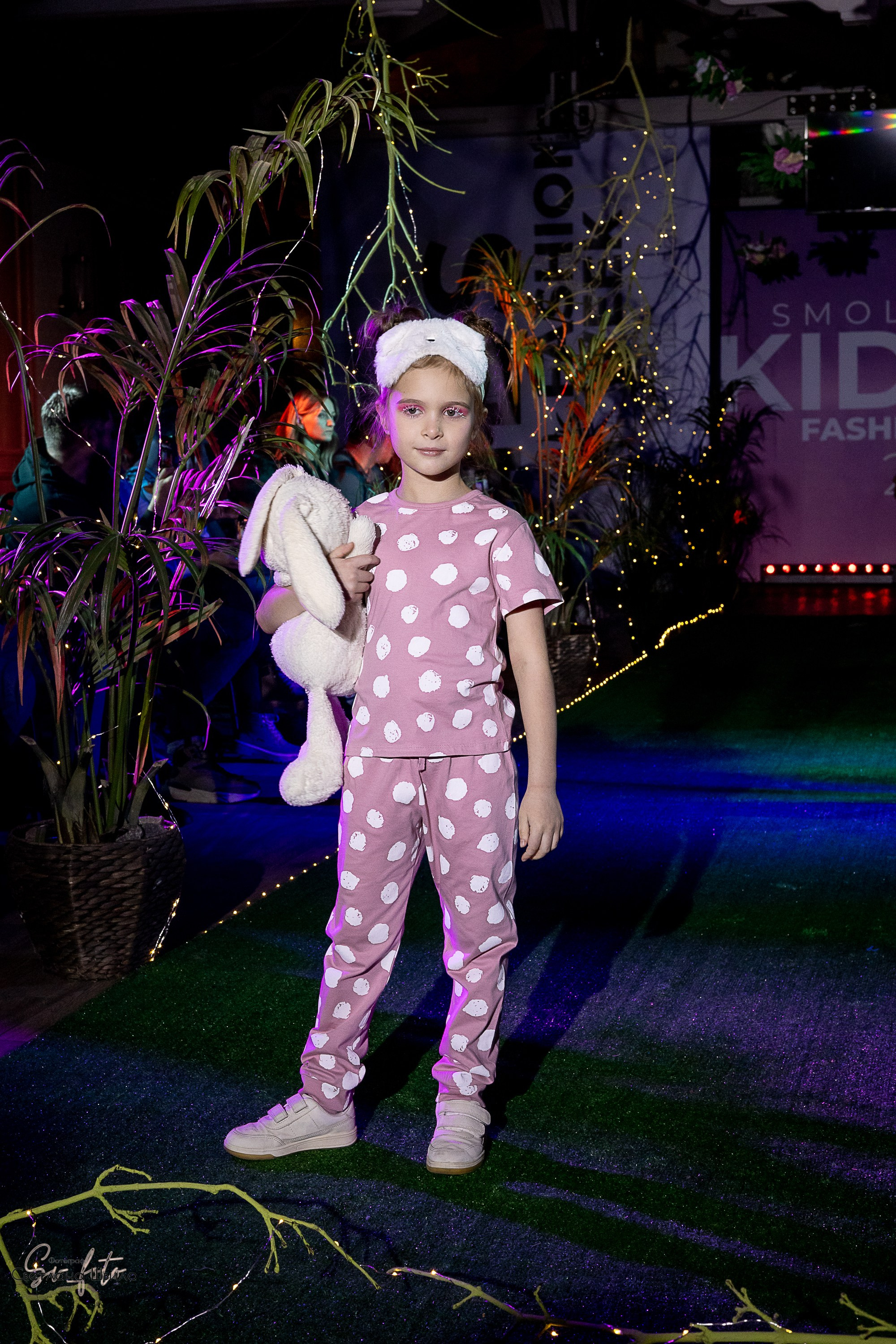 Smolensk Fashion Week_показы_ДЕНЬ 3_ФИНАЛ_Алиса в стране чудес. Главная