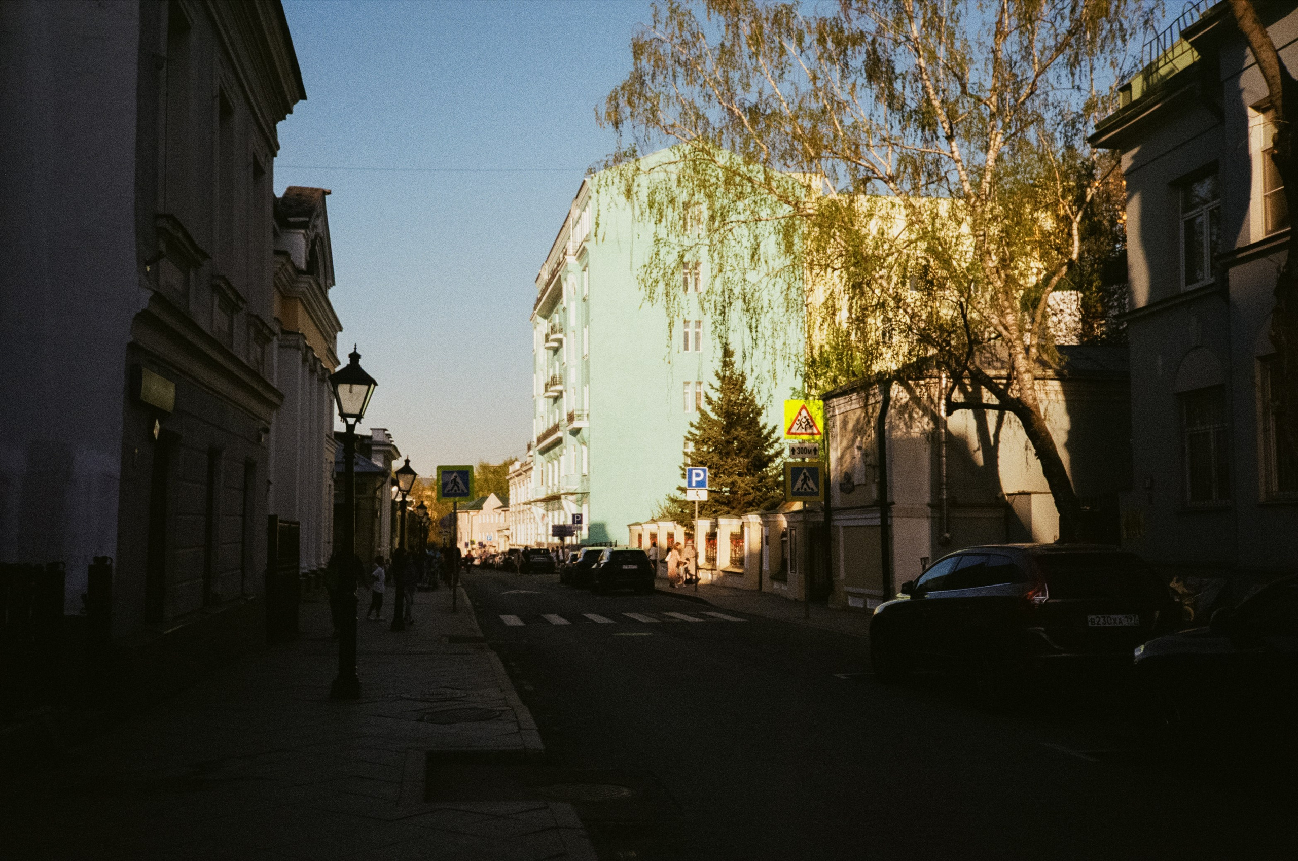 Малый Каретный, Петровка, Сад Эрмитаж | Konica Big Mini BM-301 Black | Kodak Color Plus 200