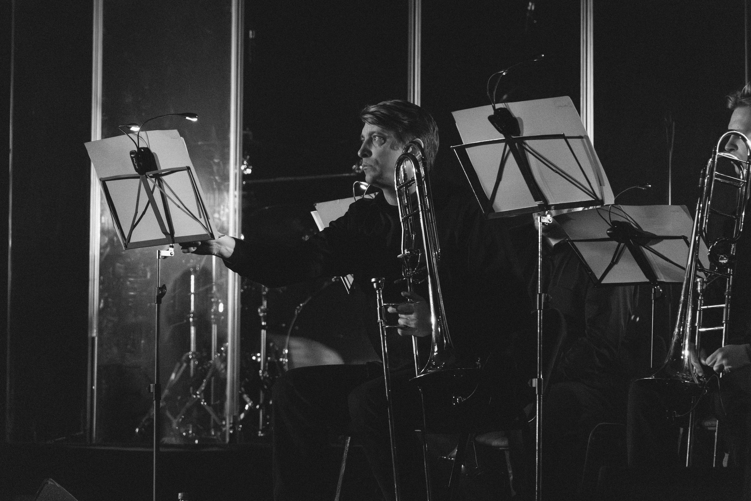 Сергей Бобунец в Красноярске 18.03.26. Фотограф Красноярск съемки лавстори, фотосессия в студии, портретная съемка, творческие фотосессии