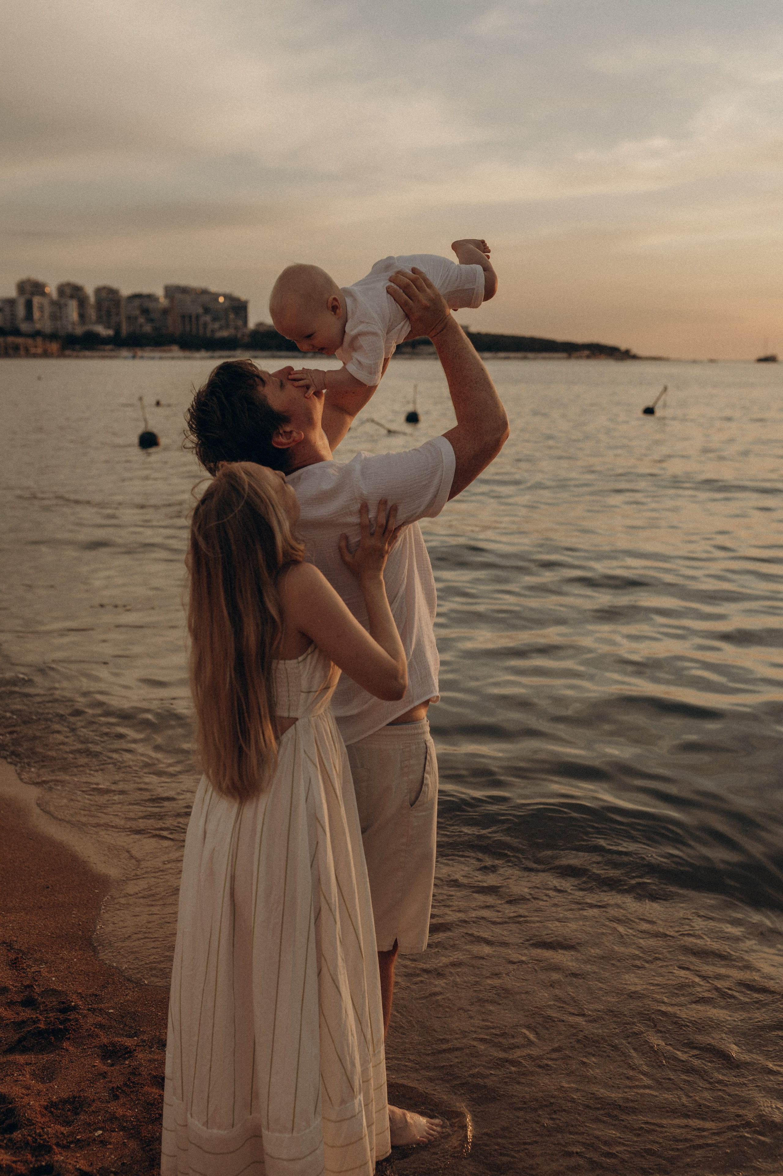 Антон Таня и Даня. Семейный фотограф в Новороссийске и Анапе Александра Яковлева