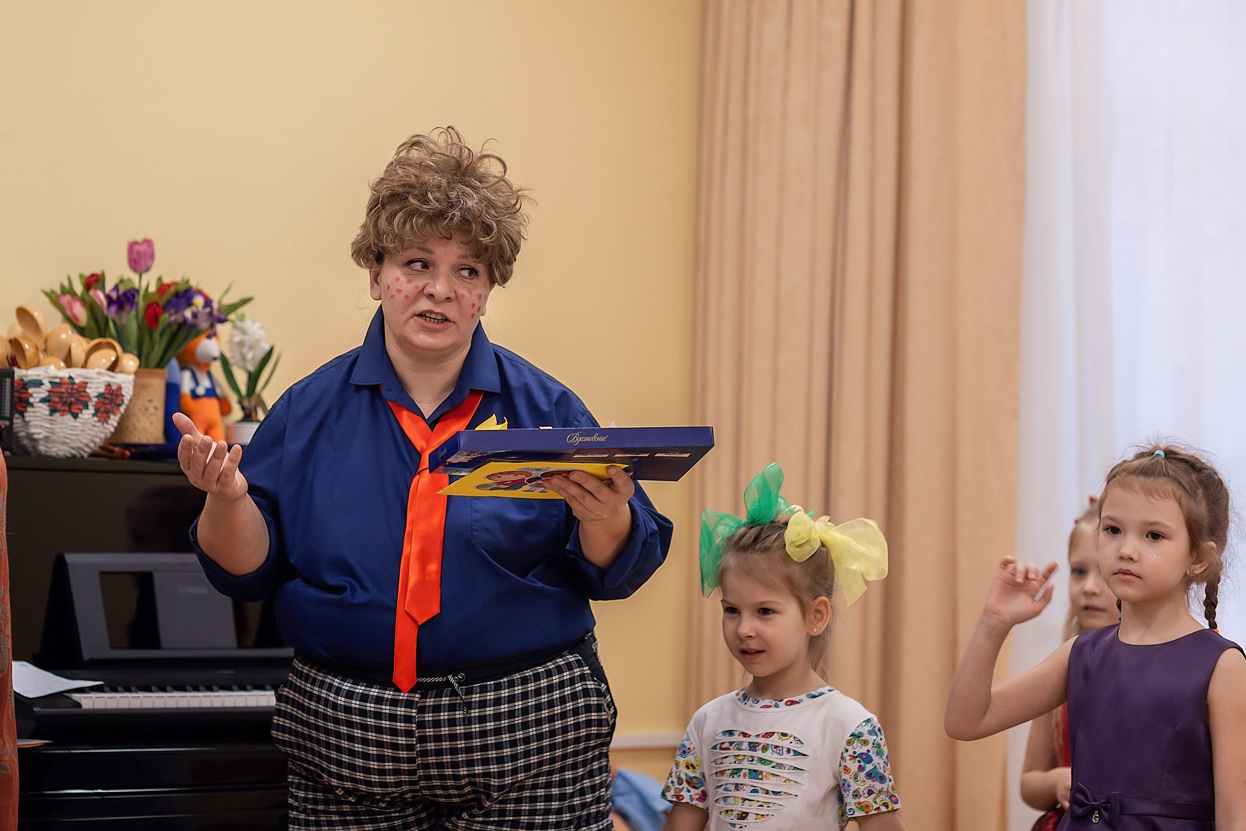 Весенний утренник_старшая группа_2025. Семейный фотограф в Санкт-Петербурге