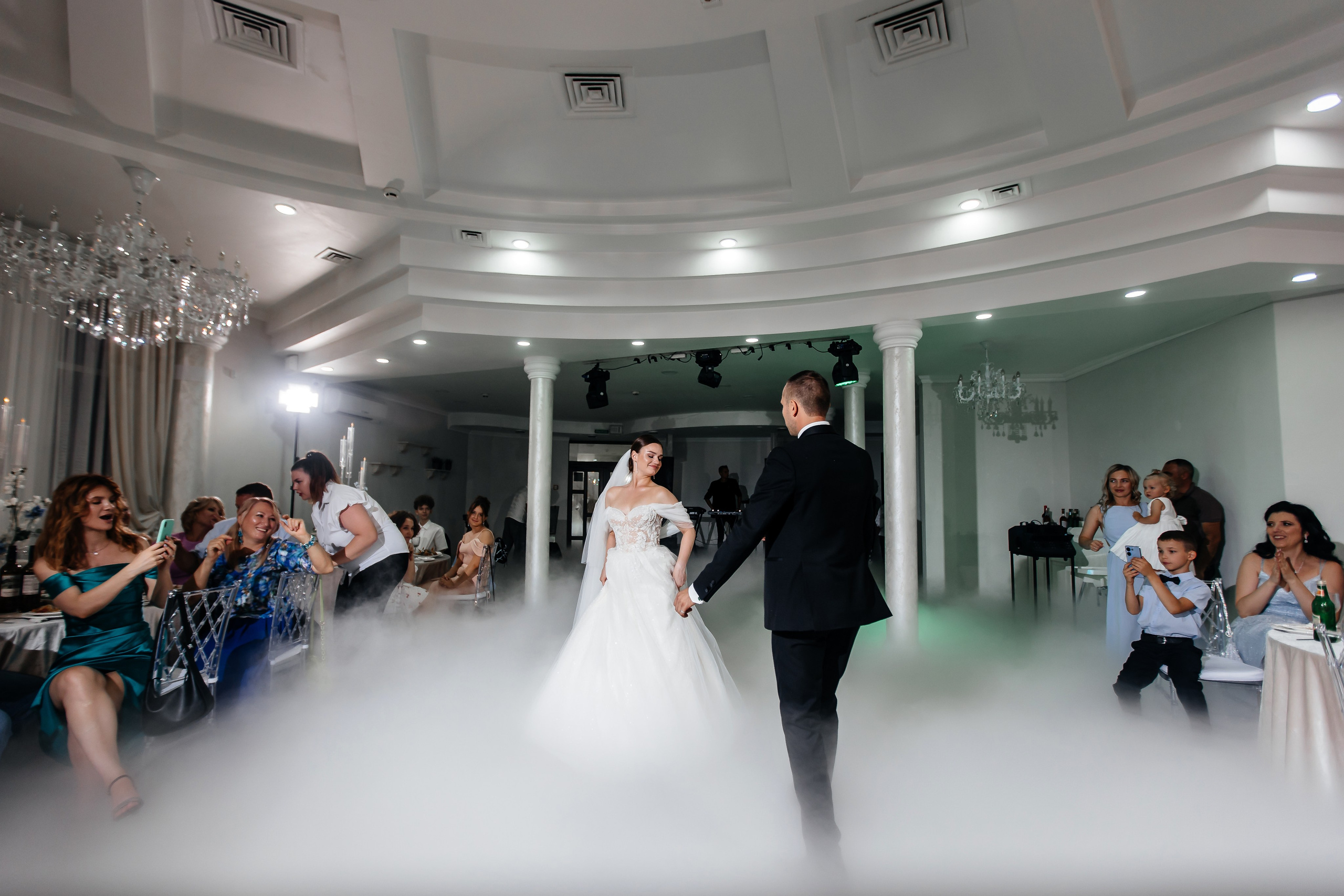 Анонс свадьбы для Романа и Алены. Свадебный фотограф в Крыму и Севастополе Ольга Баскакова