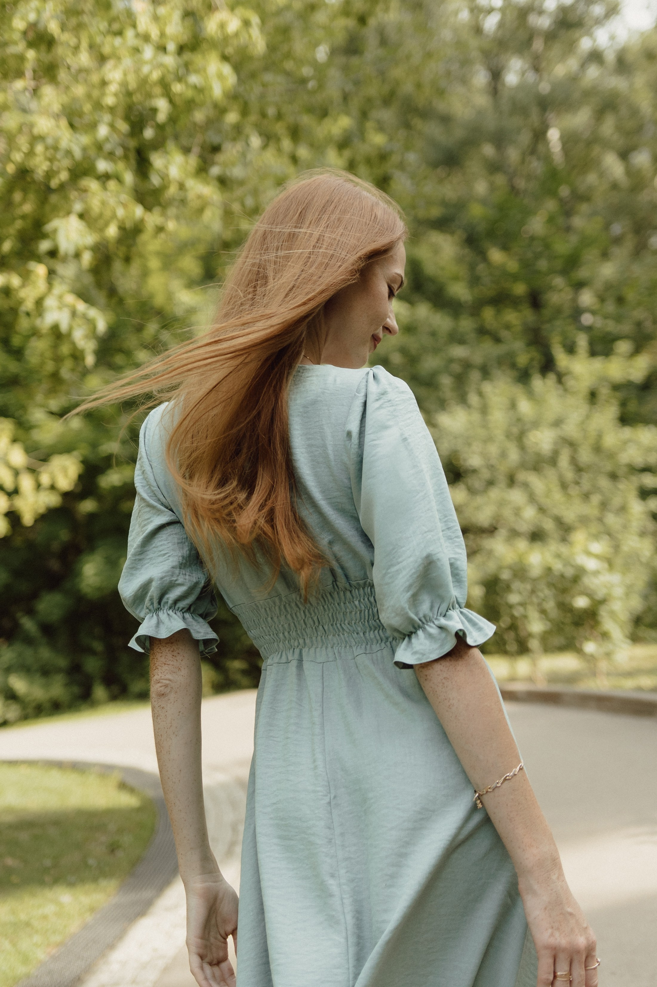 Семья Мельниковых в парке. Фотограф в Кирове и Кирово-Чепецке Валерия Шиляева