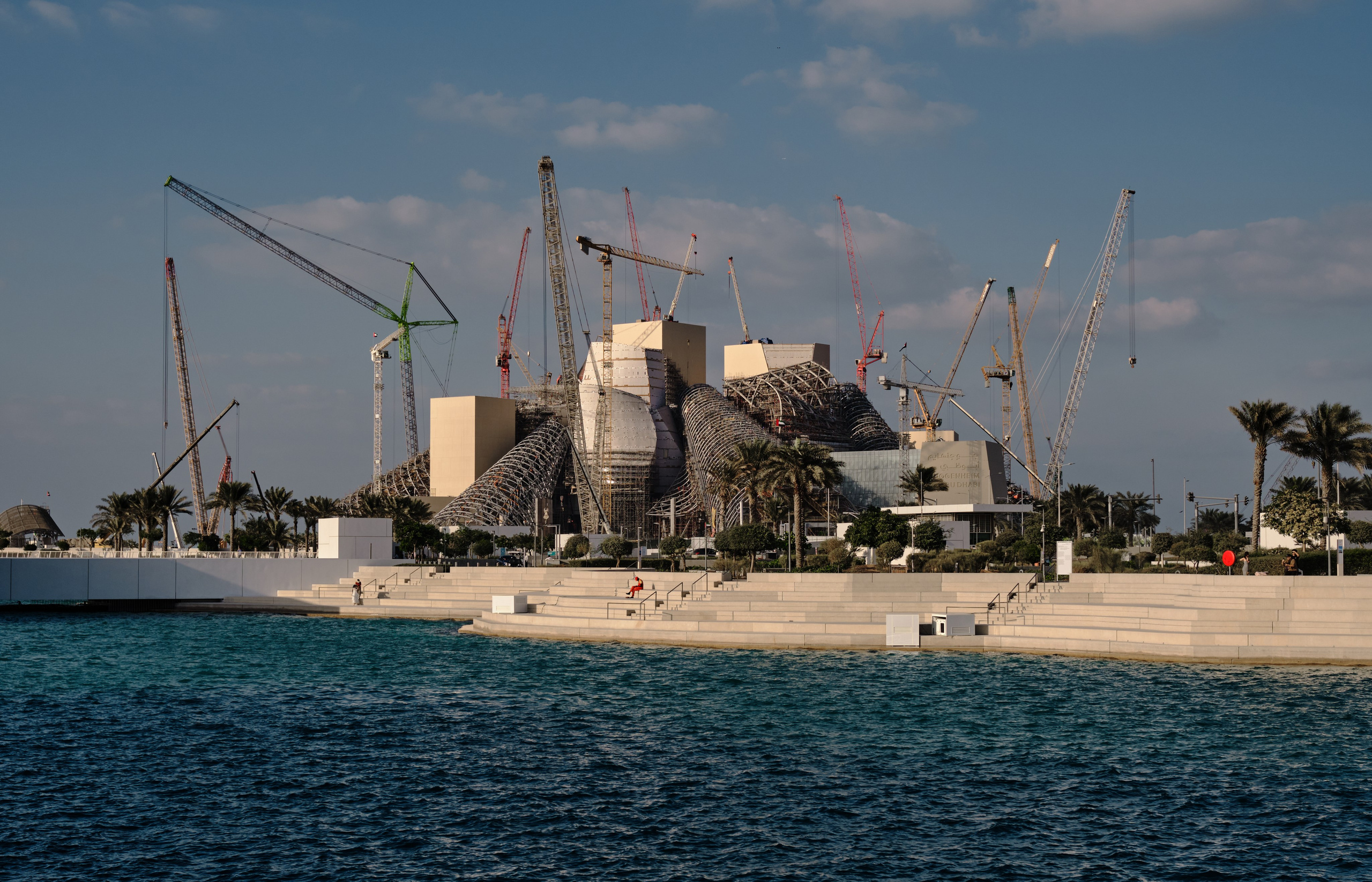 Dubai & Abu Dhabi. Aleksandr Kobtsev