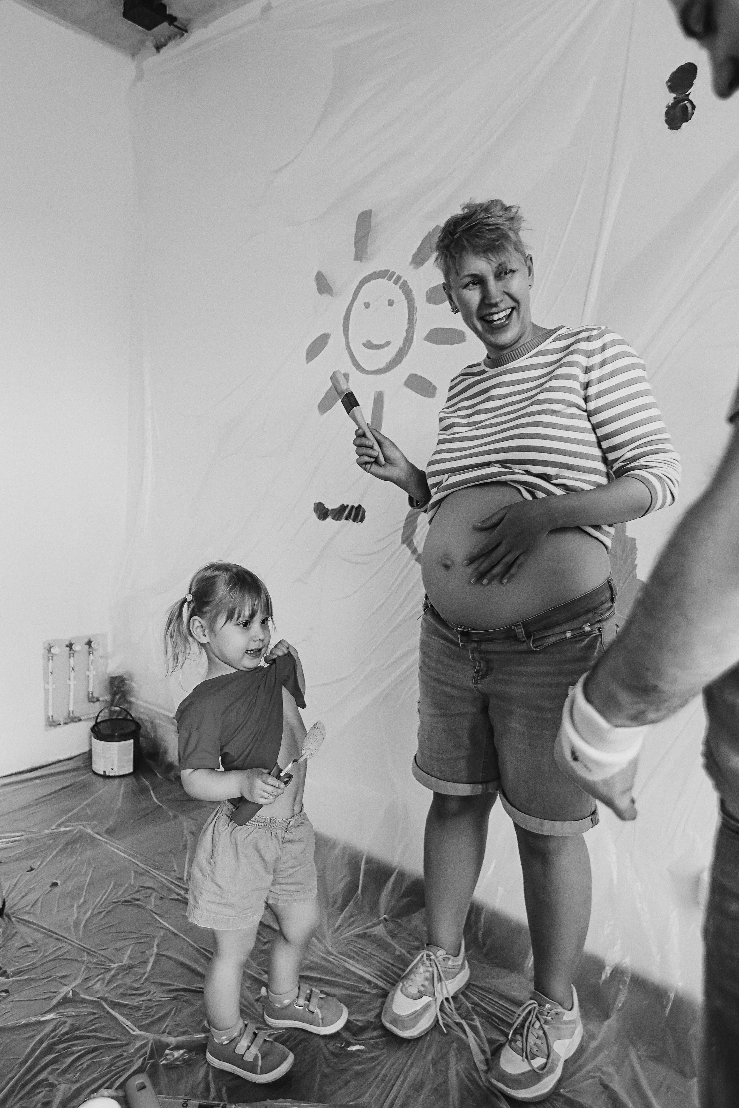 Ремонт. Семейный фотограф Тюмень, фотограф на роды Салмина Мария