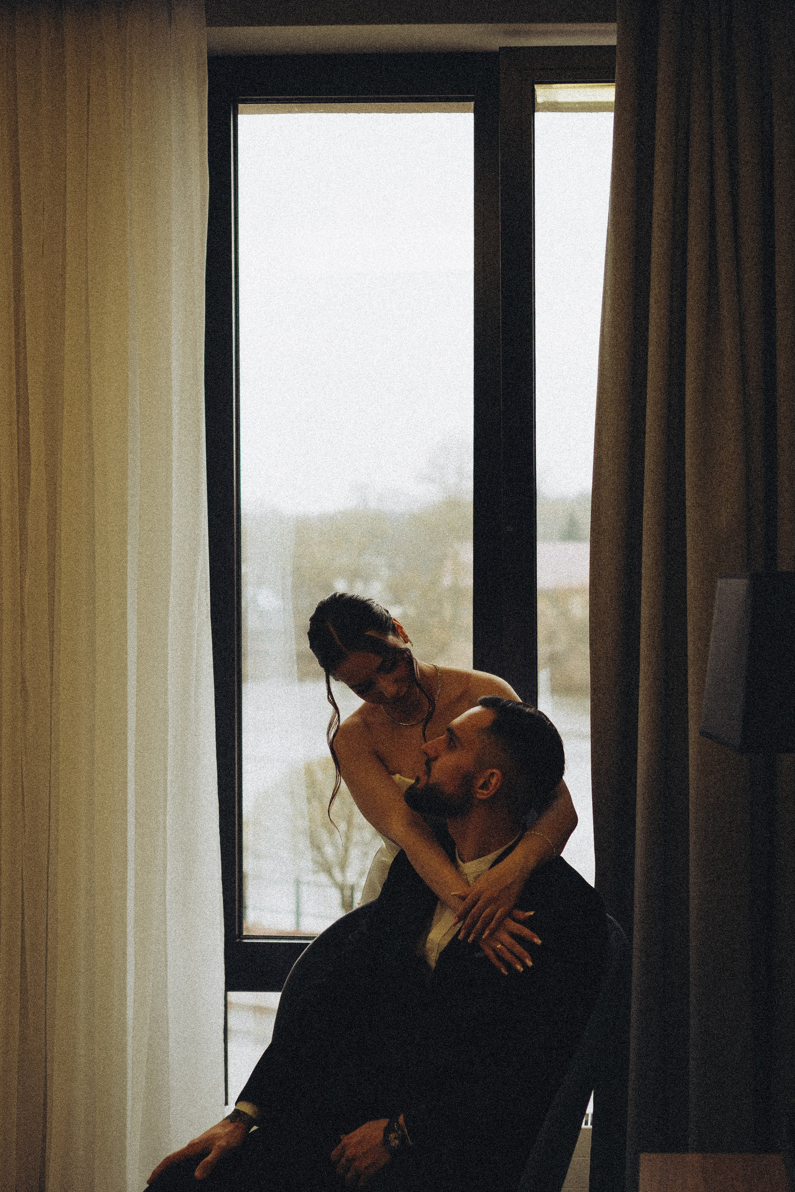 СВАДЕБНАЯ СЬЕМКА СБОРОВ ЖЕНИХА И НЕВЕСТЫ В ОТЕЛЕ И ТАКЖЕ ФОТОСЕССИИЯ В ОТЕЛЕЕ МЕГАПОЛИС БРЯНСК. Профессиональный фотограф, Санкт-Петербург — Виктория Богомолова