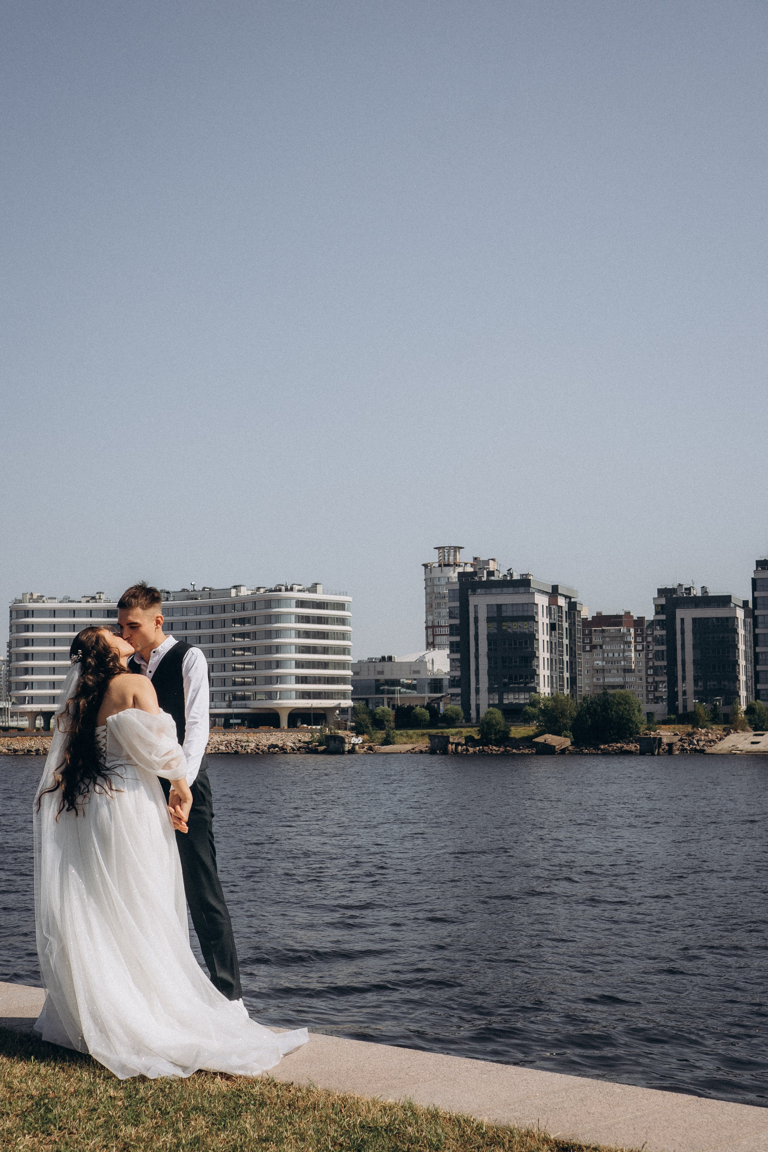 СВАДЕБНАЯ СЬЕМК В ПАРКЕ 300-ЛЕТИЯ. Профессиональный фотограф, Санкт-Петербург — Виктория Богомолова