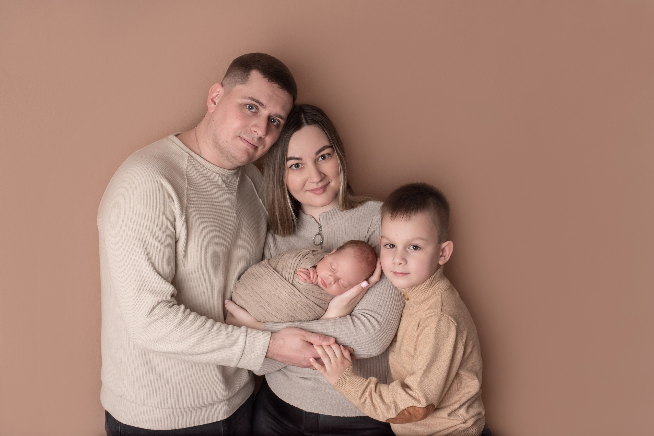 Семейные. Детский фотограф новорожденных и детей постарше в Хабаровске Елена Обуховская