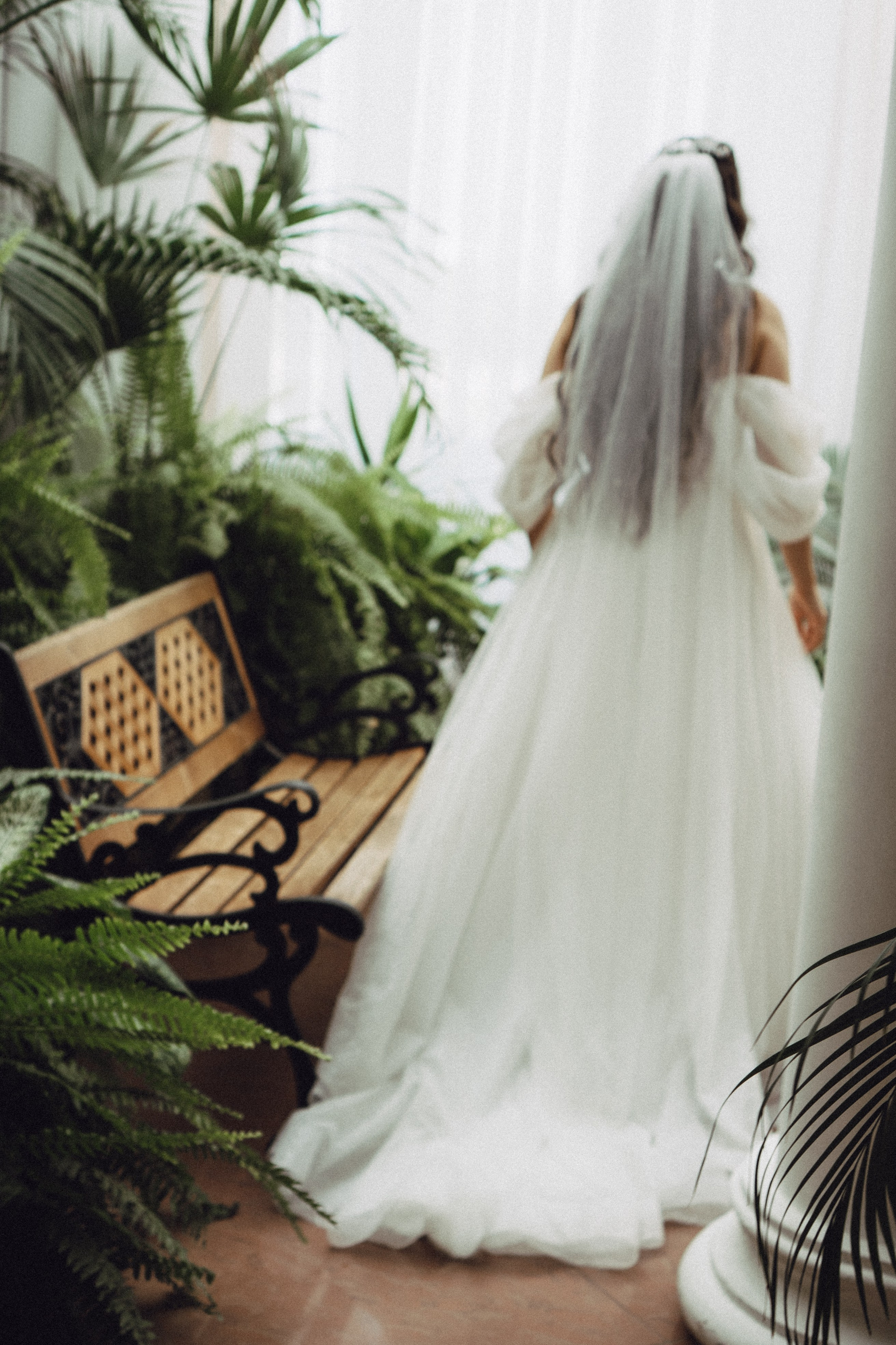 СВАДЕБНАЯ СЬЕМК В ПАРКЕ 300-ЛЕТИЯ. Профессиональный фотограф, Санкт-Петербург — Виктория Богомолова