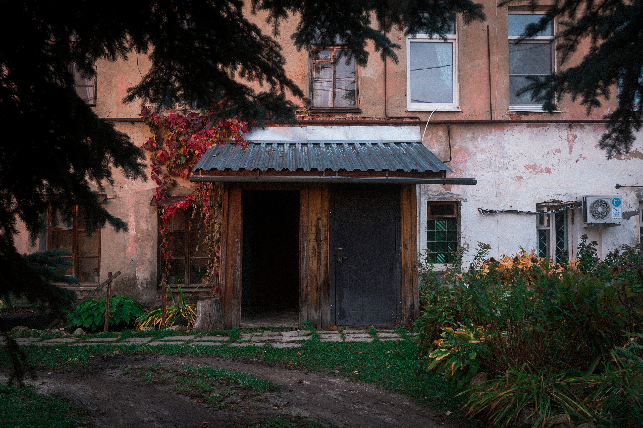 Autumn Trip to Russian towns. Kartascheff