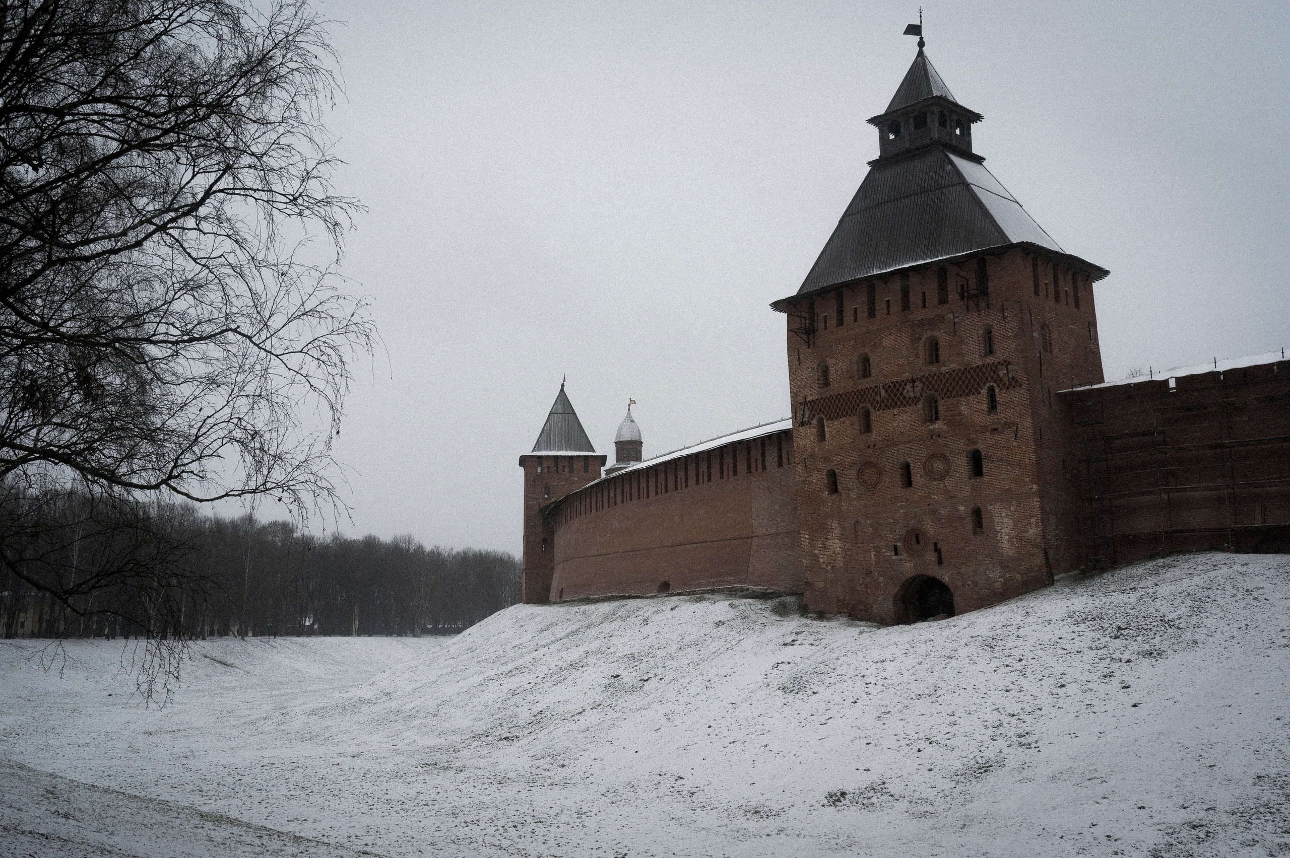 To the northwest of Russia. Kartascheff