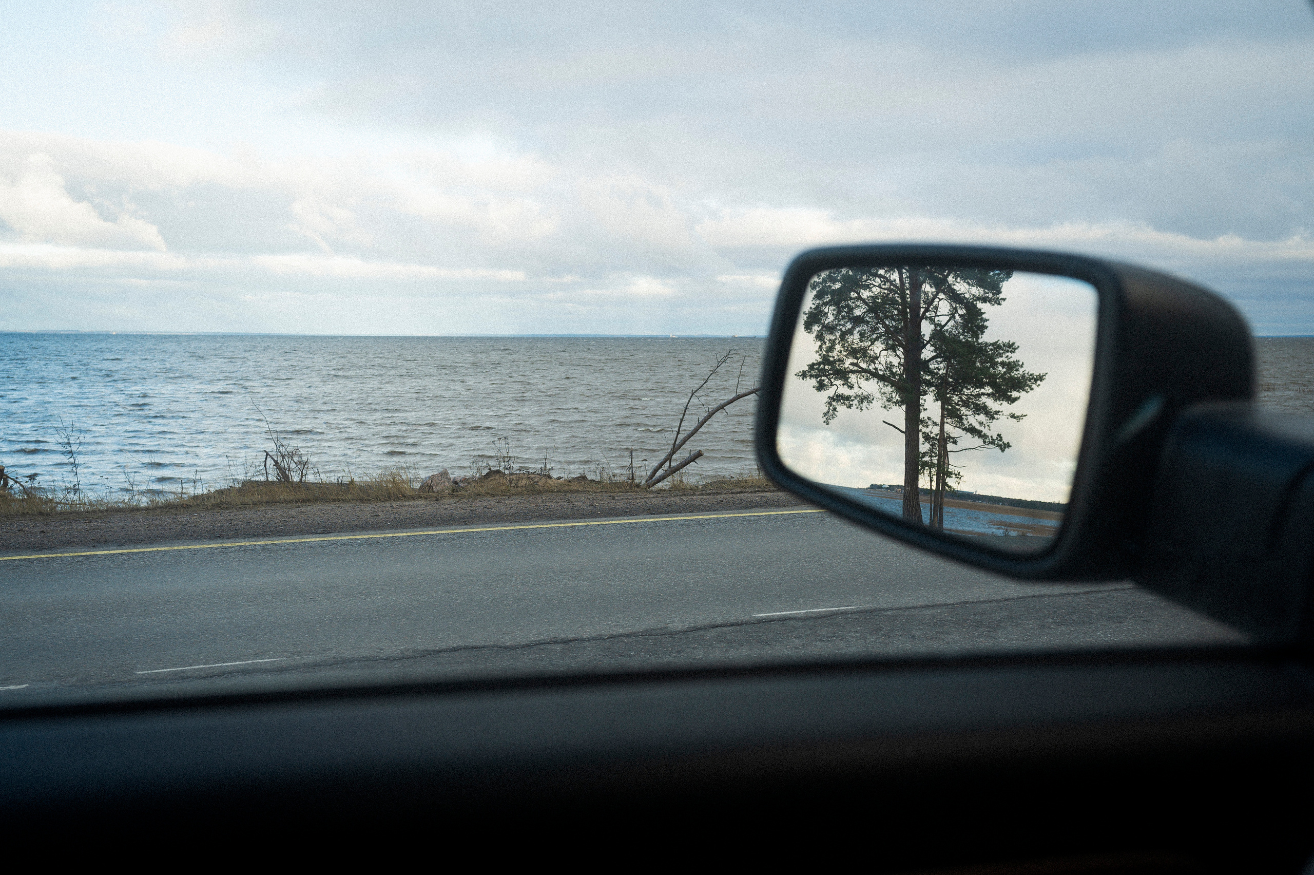 To the northwest of Russia. Kartascheff