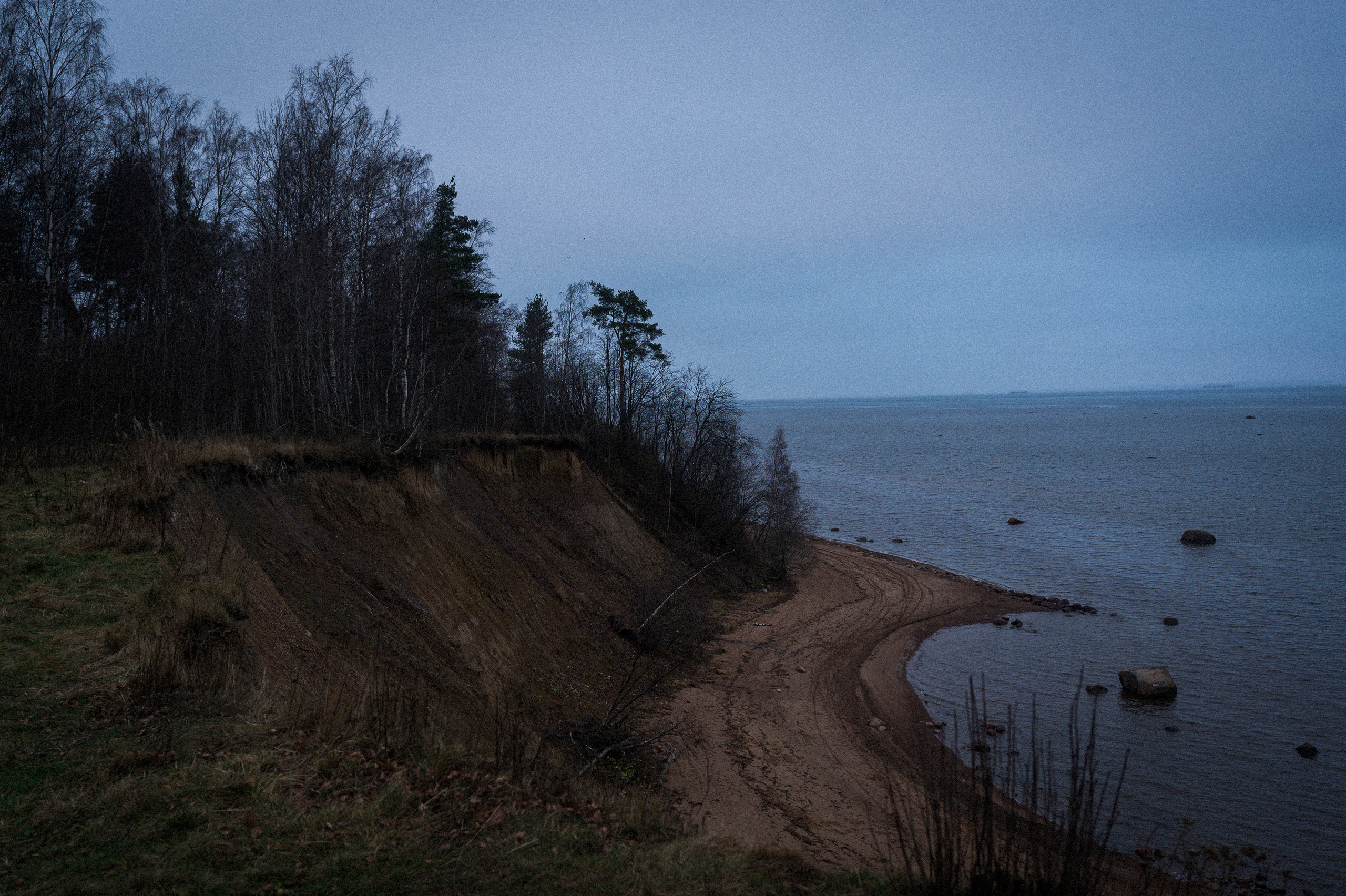 To the northwest of Russia. Kartascheff