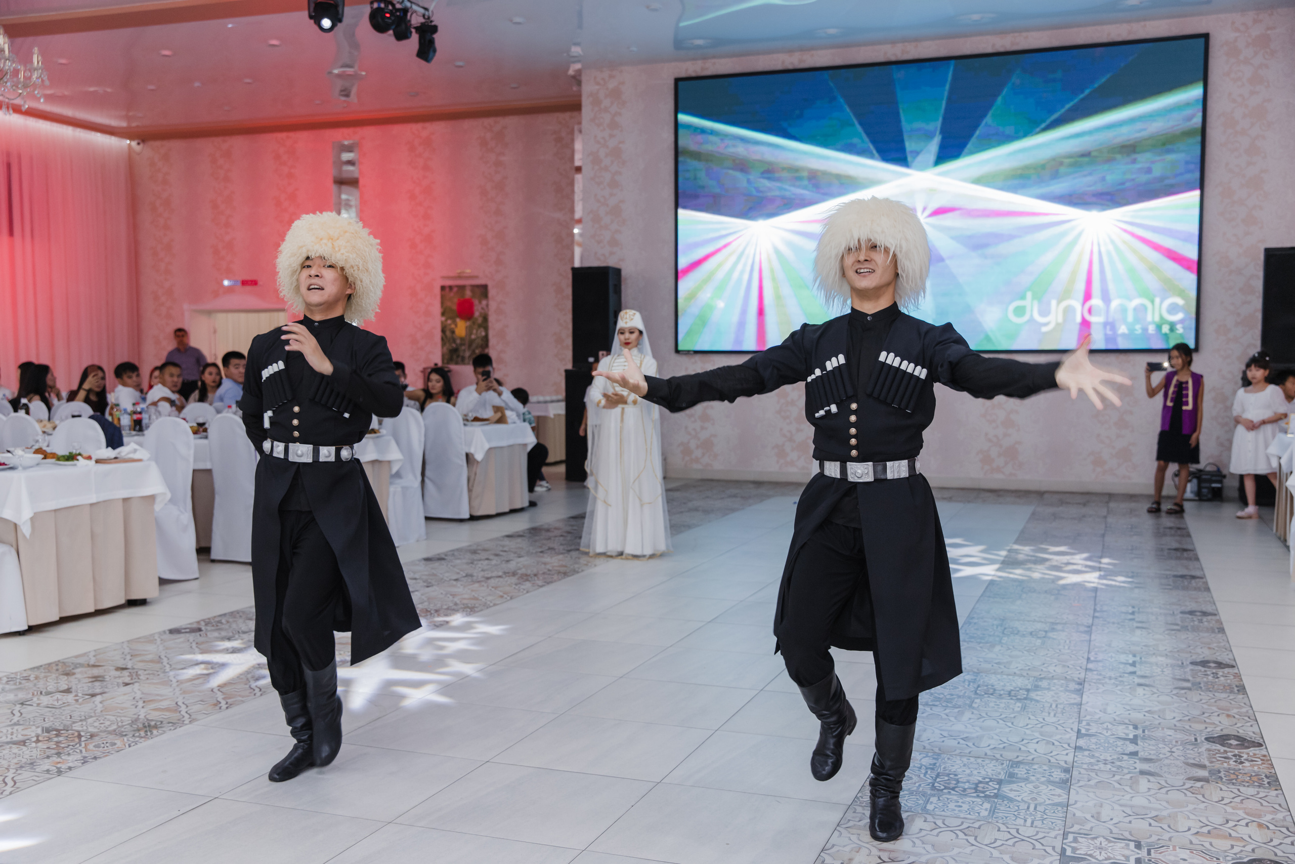 Свадьба Эрдем и Кермен. Свадебный фотограф Элина Чу, Элиста Калмыкия