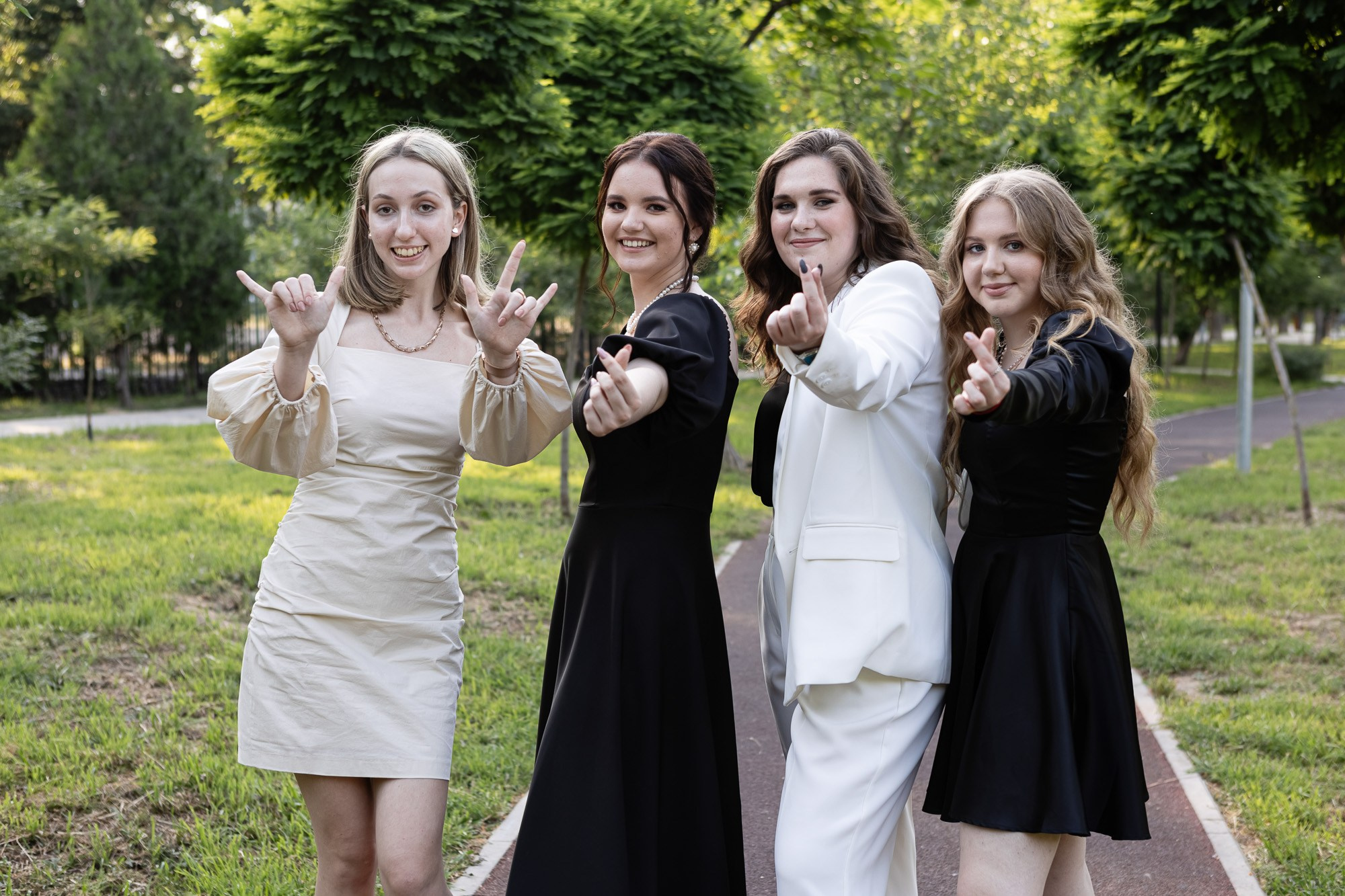 Фотосъёмка выпускного в школе. Свадебный фотограф, фотосъемка в Крыму, Севастополе, Симферополе, Ялте