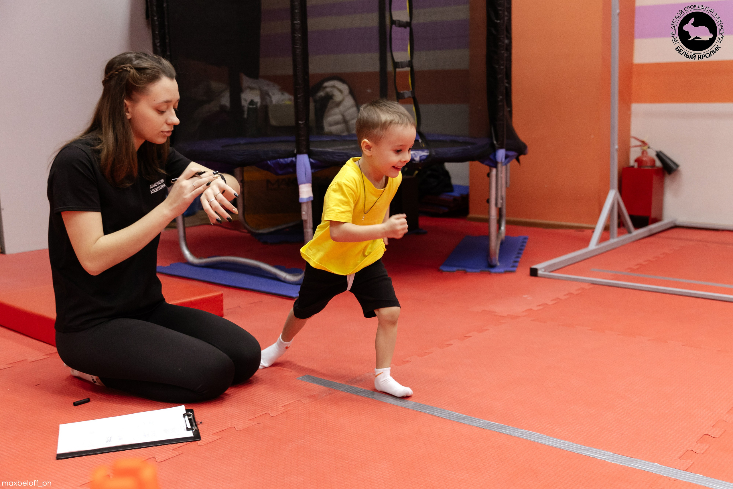 Белый кролик. Соревнования. Семейный фотограф — Макс Белогрудов