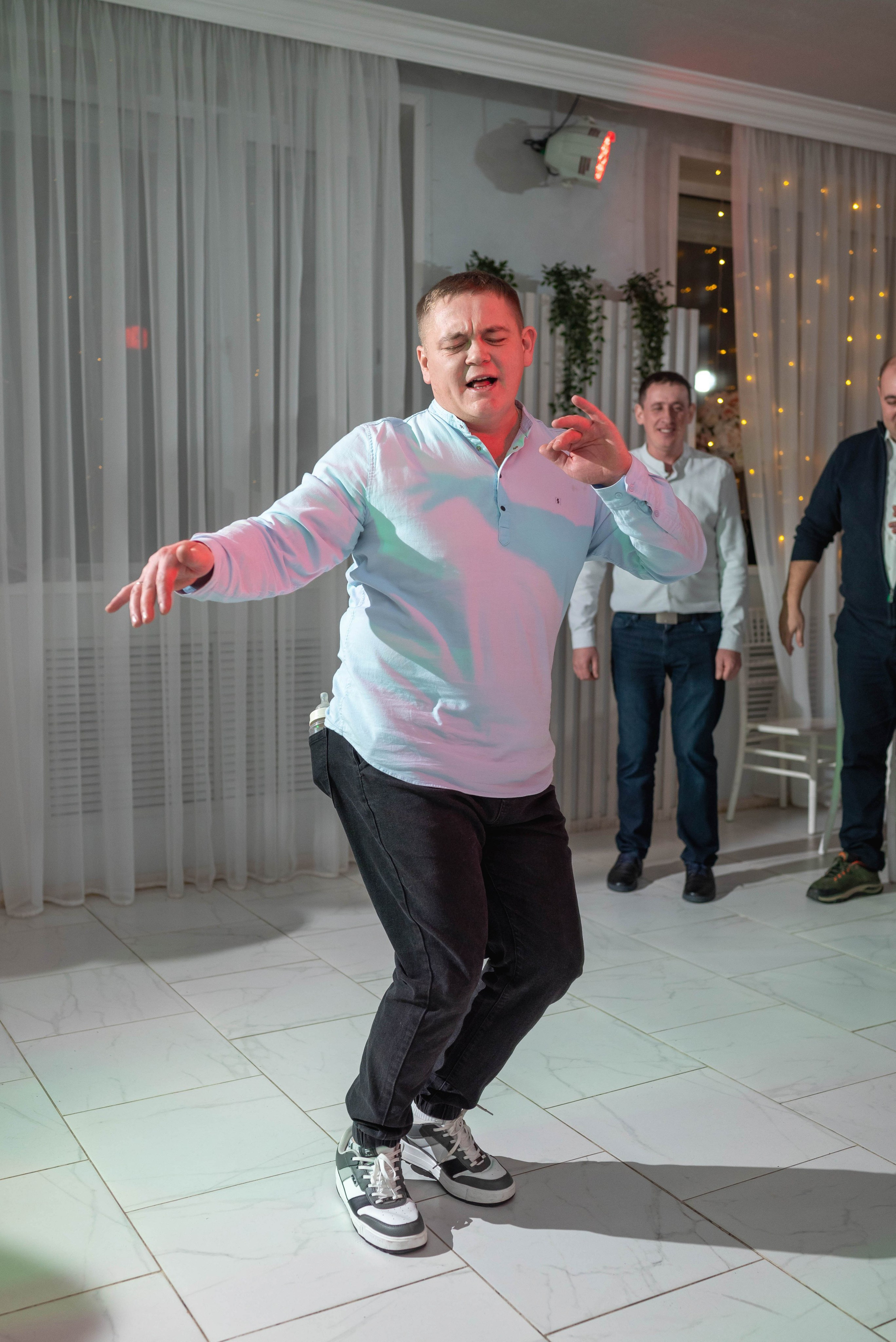 14.02.2025 Ирина. Меня зовут Михайлов Сергей, занимаюсь фото и видео г. Чебоксарах