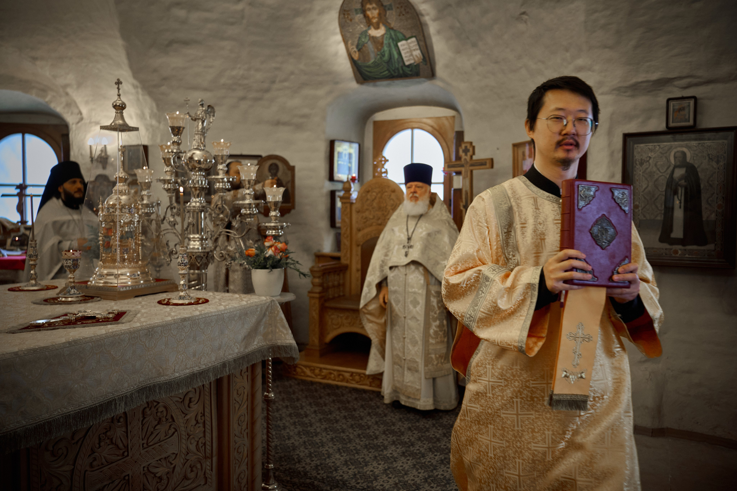 Литургия на китайском языке. Фотограф в Москве