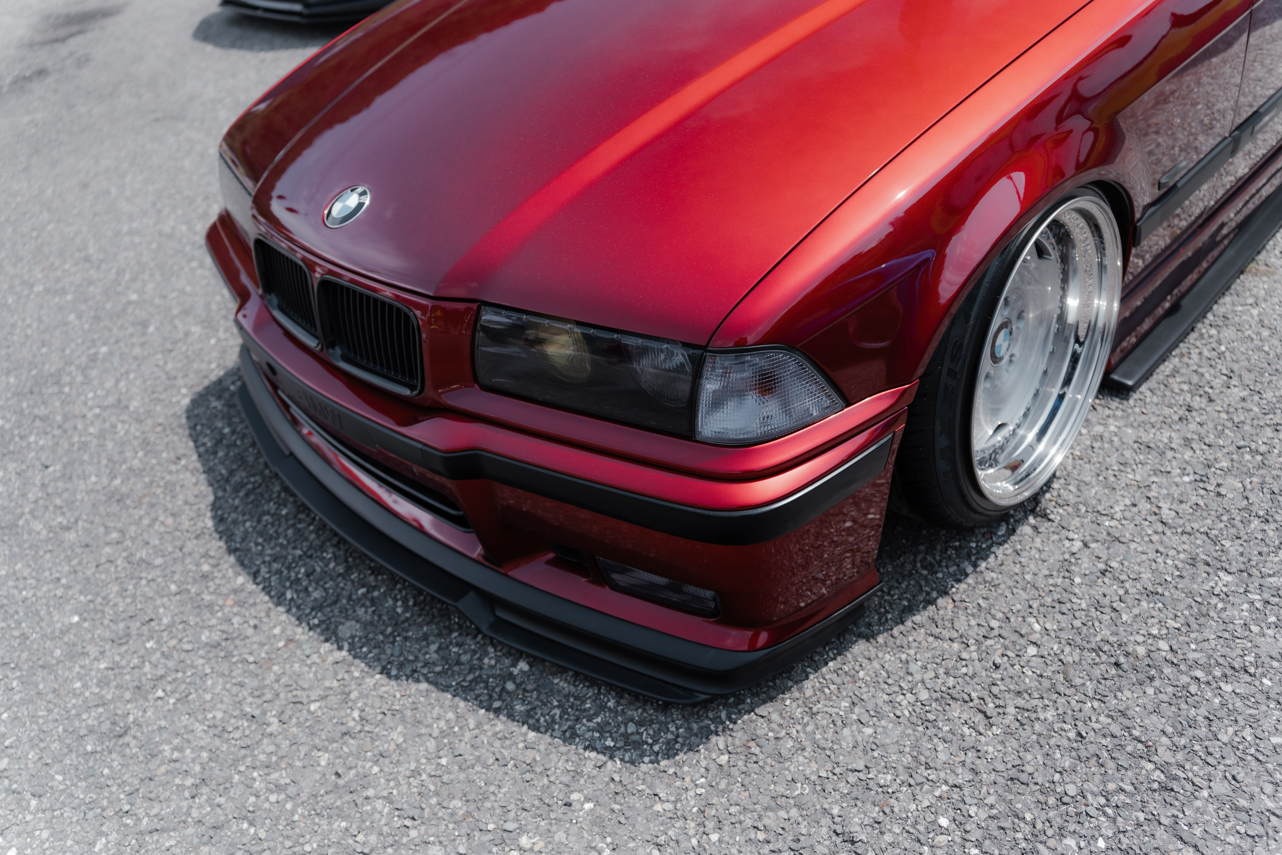 //GROUNDED2025. Автомобильный фотограф