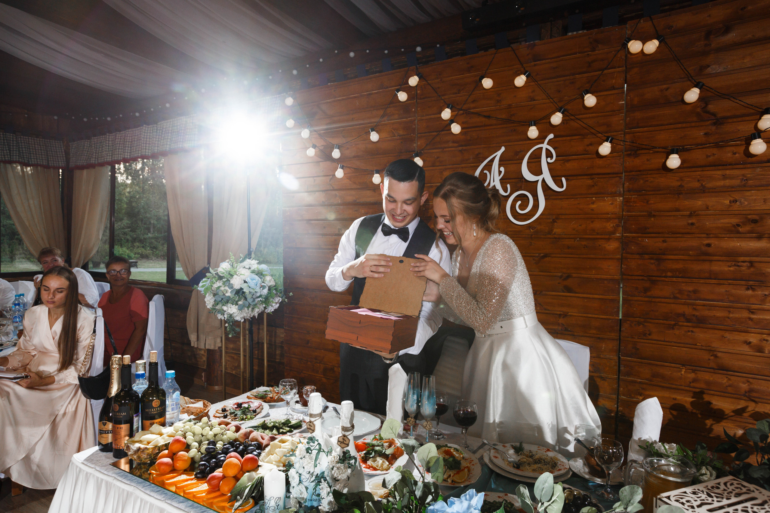 Алексей и Яна Свадьба в Ресторане Терем. Кристина Невская — свадебный фотограф во Владимире