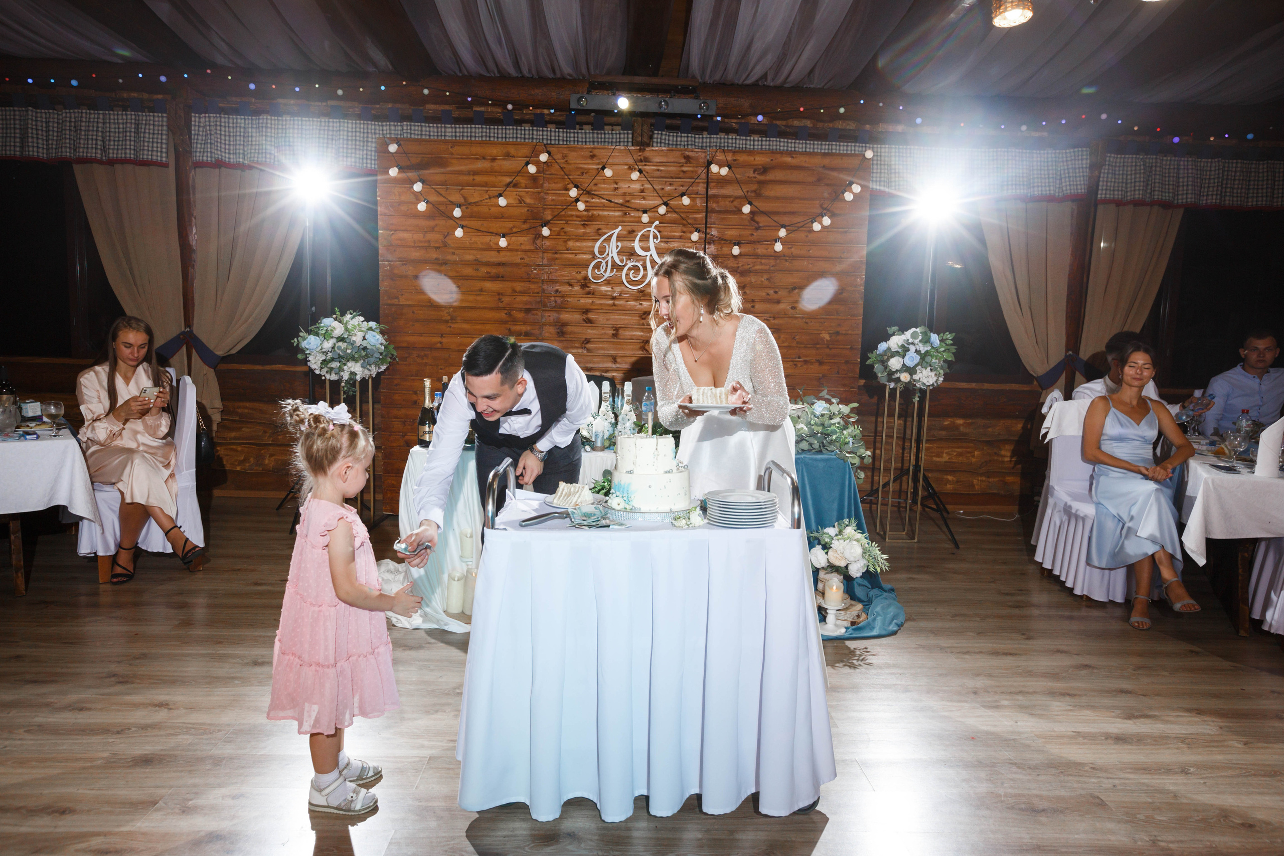 Алексей и Яна Свадьба в Ресторане Терем. Кристина Невская — свадебный фотограф во Владимире