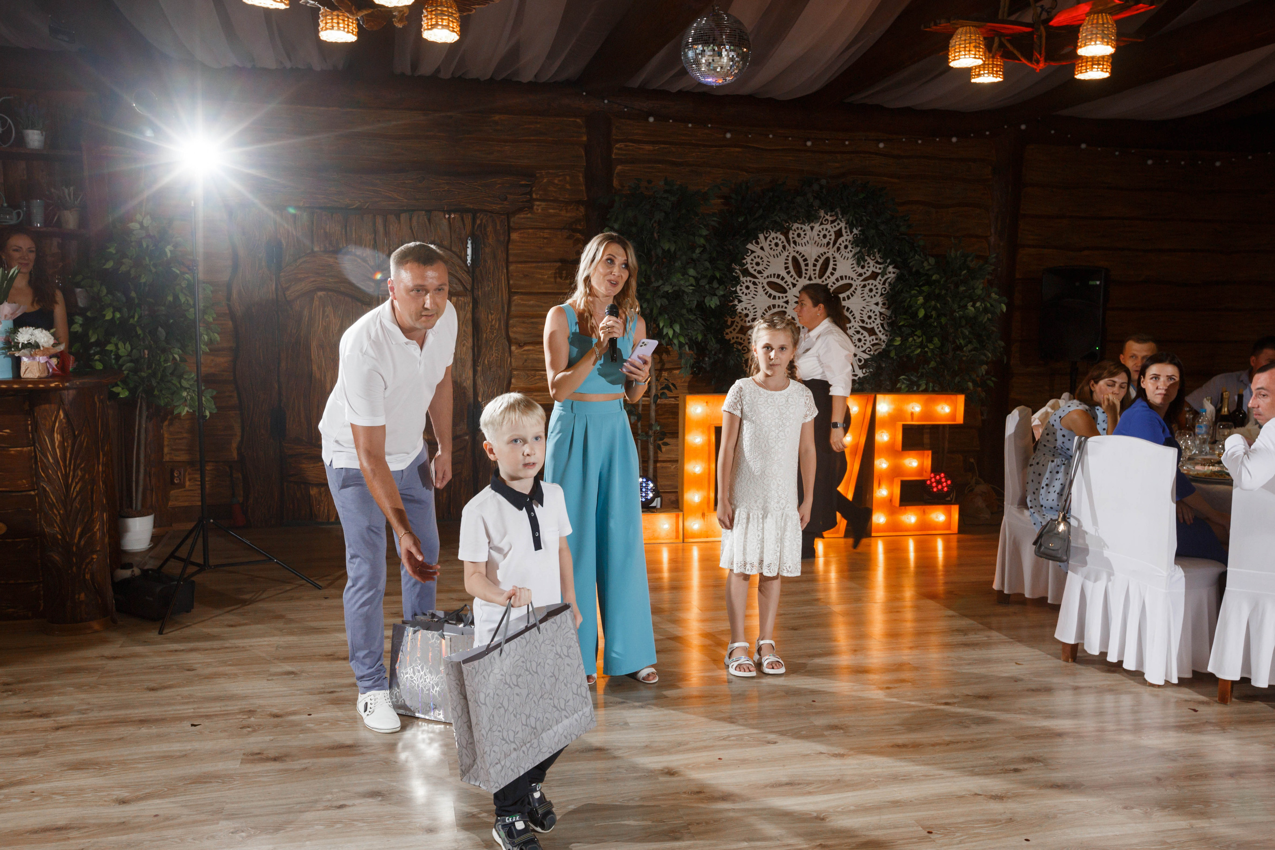 Алексей и Яна Свадьба в Ресторане Терем. Кристина Невская — свадебный фотограф во Владимире