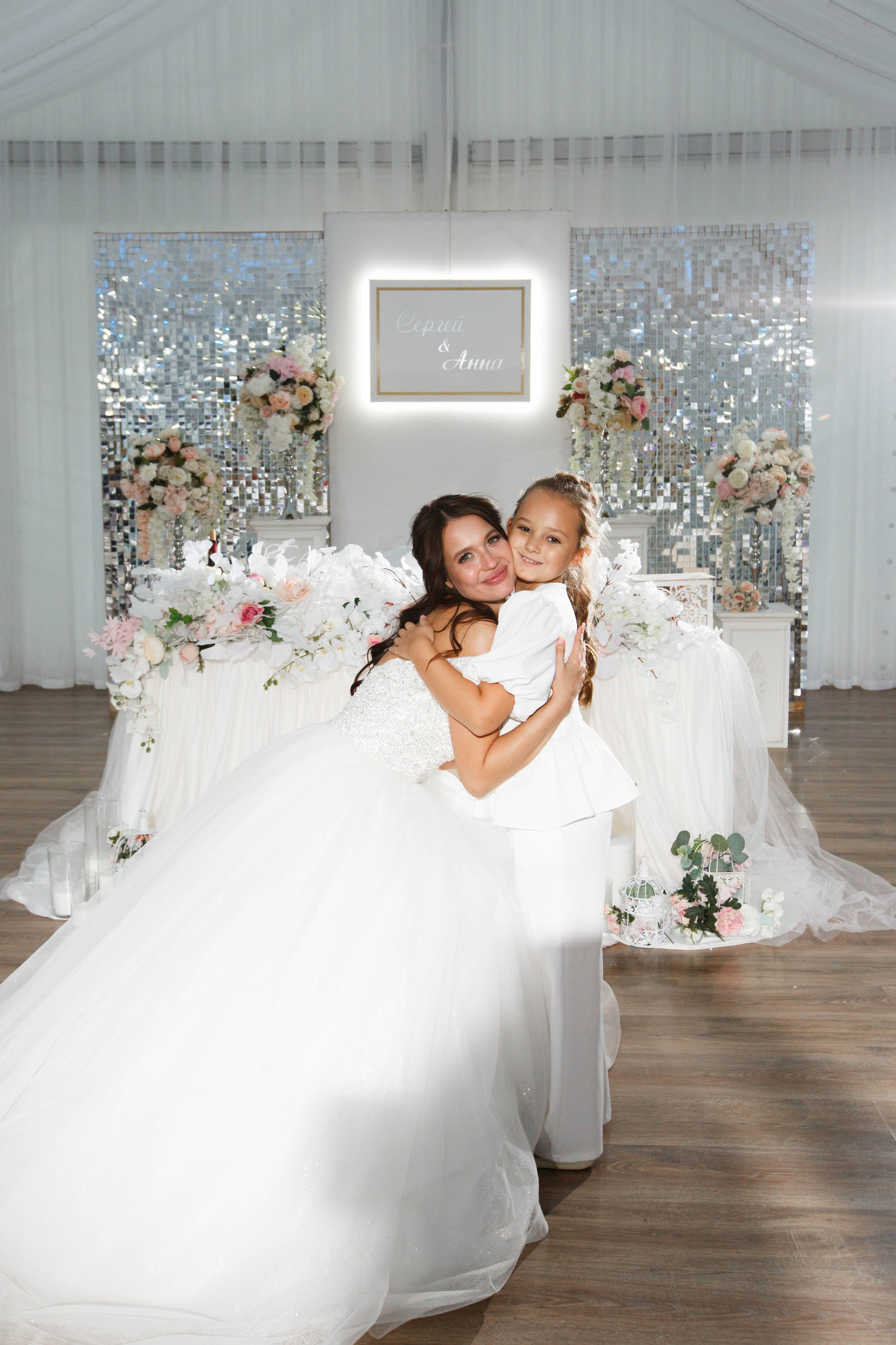 Сергей и Анна. Свадьба в Гостинице Владимир. Кристина Невская — свадебный фотограф во Владимире