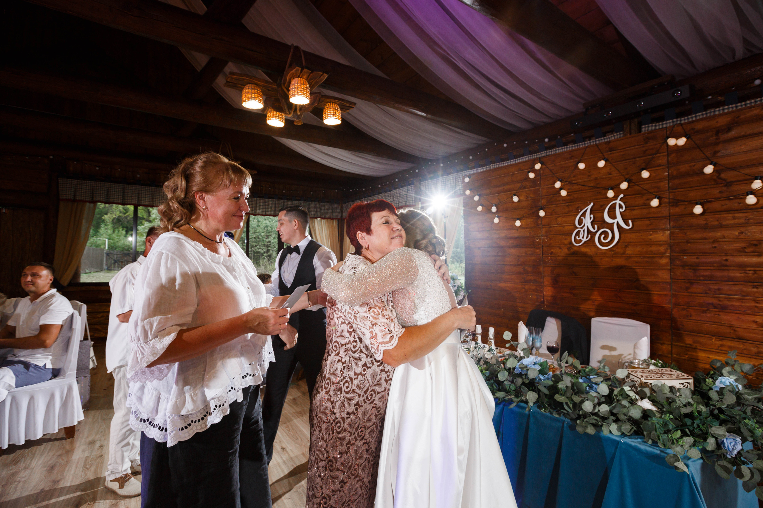 Алексей и Яна Свадьба в Ресторане Терем. Кристина Невская — свадебный фотограф во Владимире