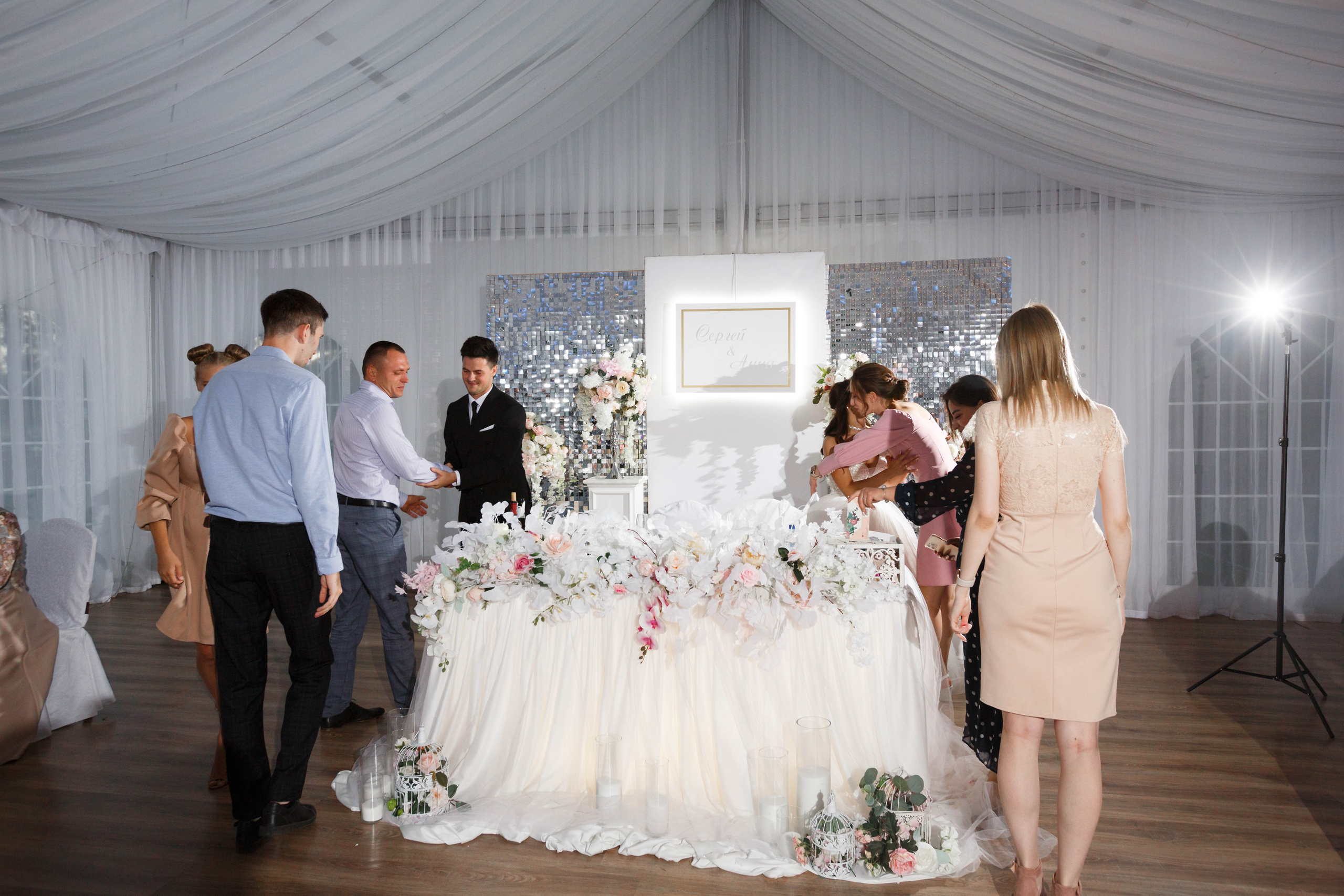 Сергей и Анна. Свадьба в Гостинице Владимир. Кристина Невская — свадебный фотограф во Владимире