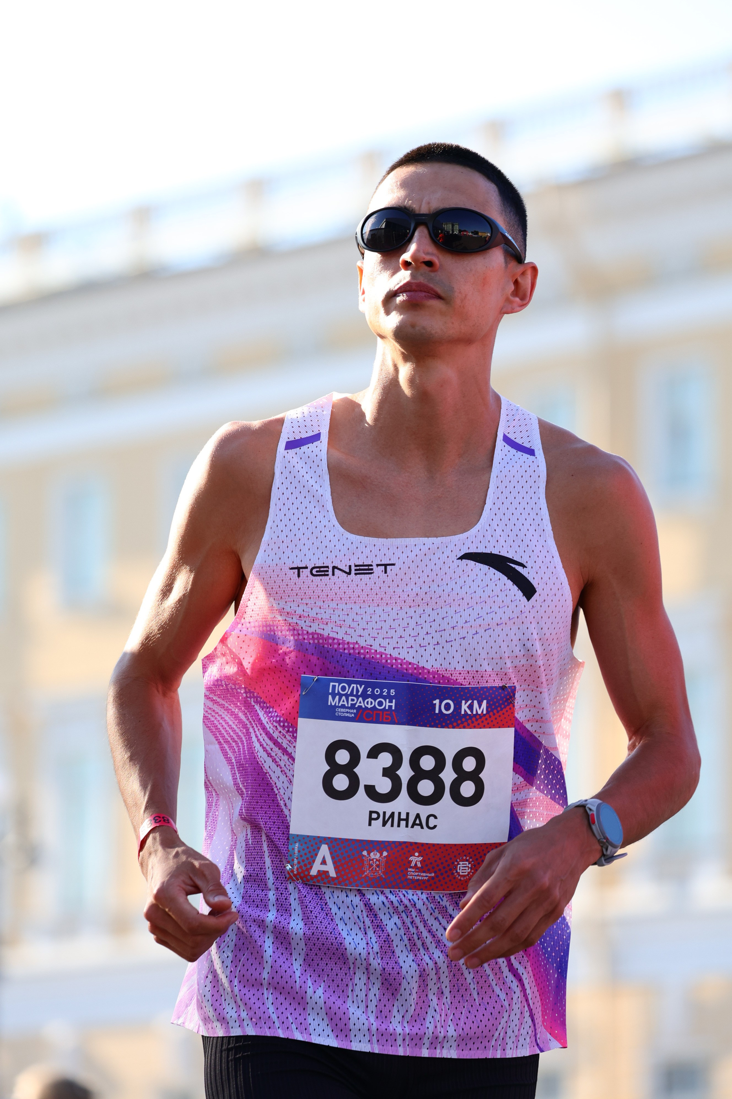 Полумарафон СПБ 2025. Спортивный фотограф в Санкт-Петербурге Илья Vacool