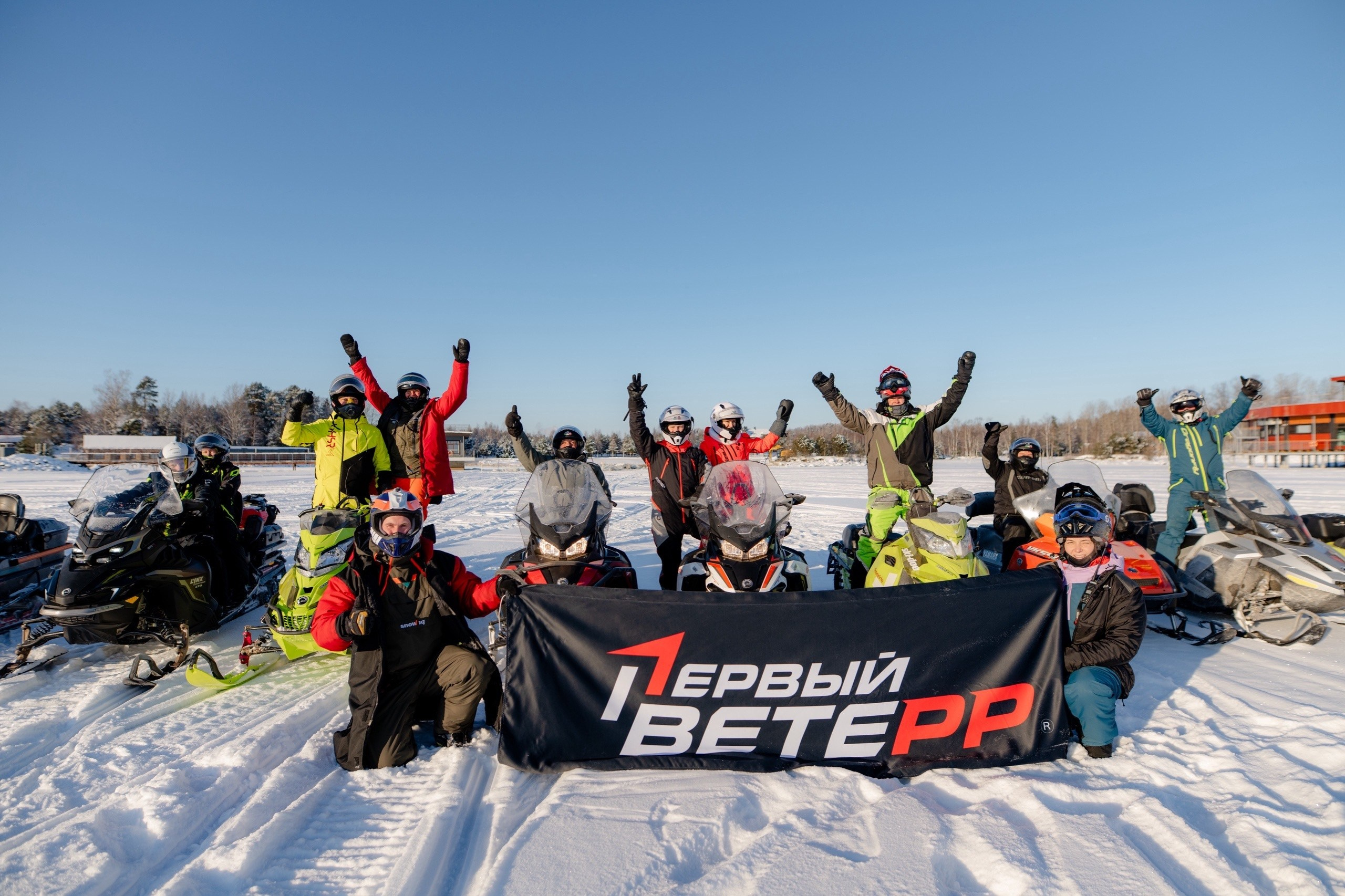 Гонки на снегоходах. Профессиональный фотограф и видеограф в Сортавала Ася Легконогова
