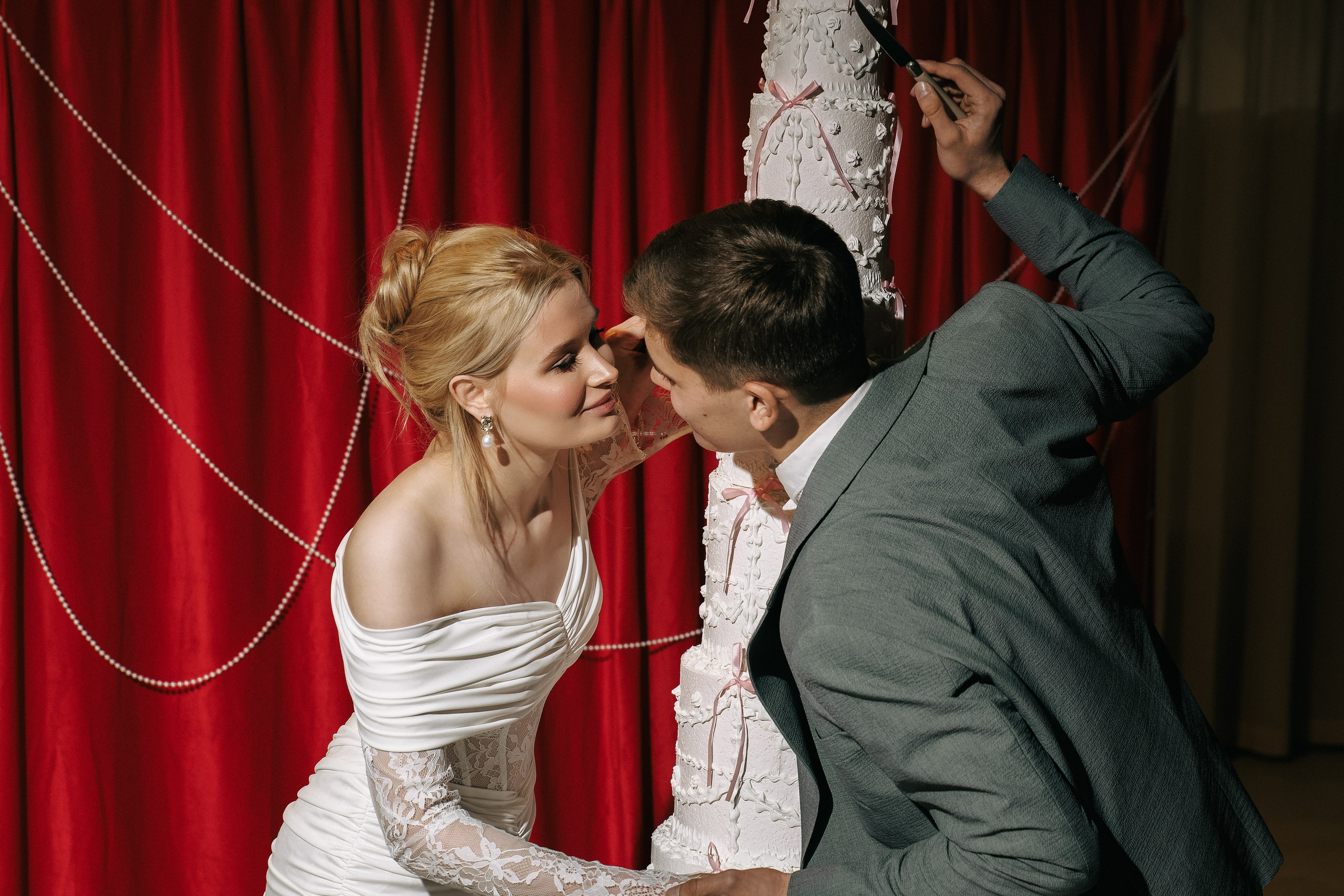 Свадебная фотосессия в отеле. Свадебный и портретный фотограф в Санкт-Петербурге Анна Демьянова