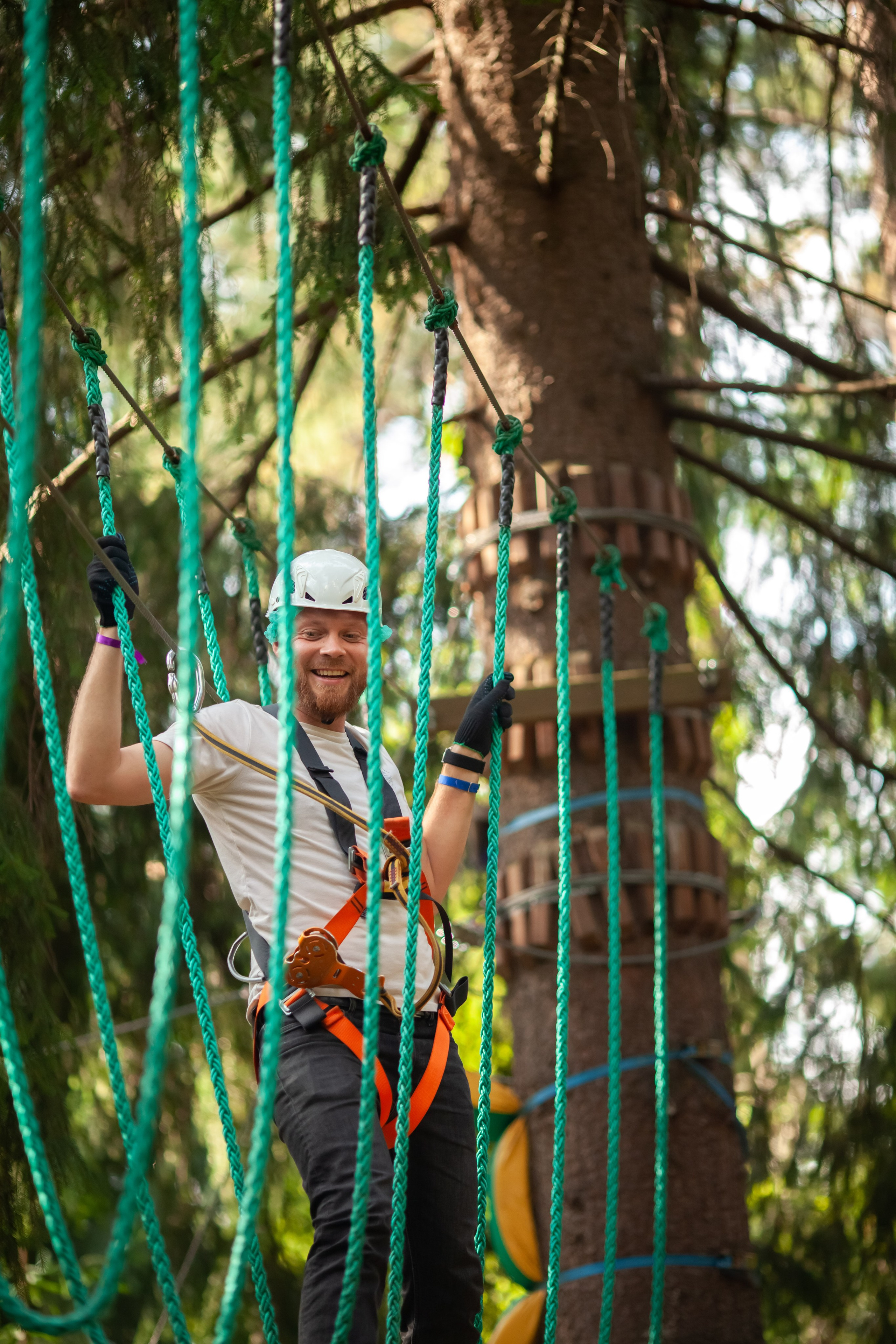 Аметист — тимбилдинг. Двойняшки-фотографы Анна и Анастасия в Санкт-Петербурге