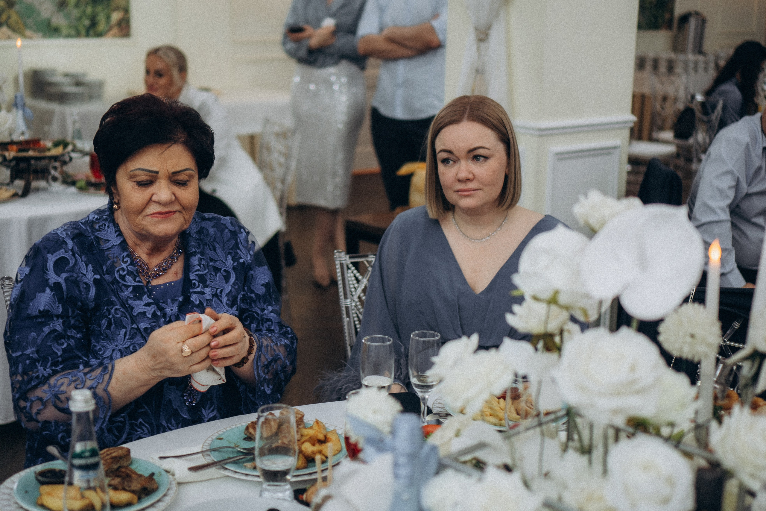 СВАДЕБНАЯ СЬЕМКА СБОРОВ В ОТЕЛЕ И ВЫЕЗД НА ЦЕРЕМОНИЮ (СНЯТО В СИБИРЕ В НИЖНЕВАРТОВСКЕ). Профессиональный фотограф, Санкт-Петербург — Виктория Богомолова