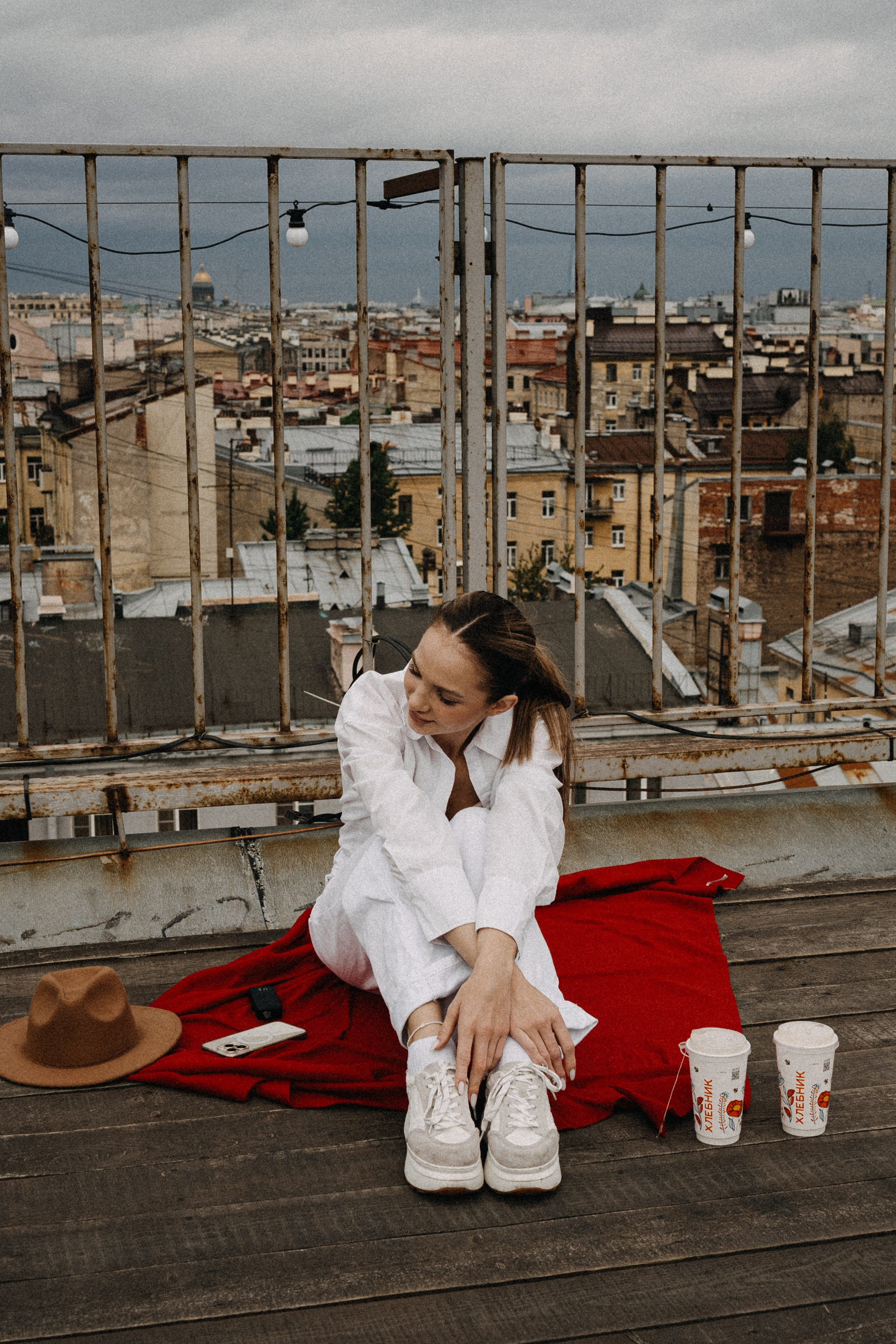 МЫ ГУЛЯЛИ ПРО КРЫШАМ ПИТЕРА. Профессиональный фотограф, Санкт-Петербург — Виктория Богомолова