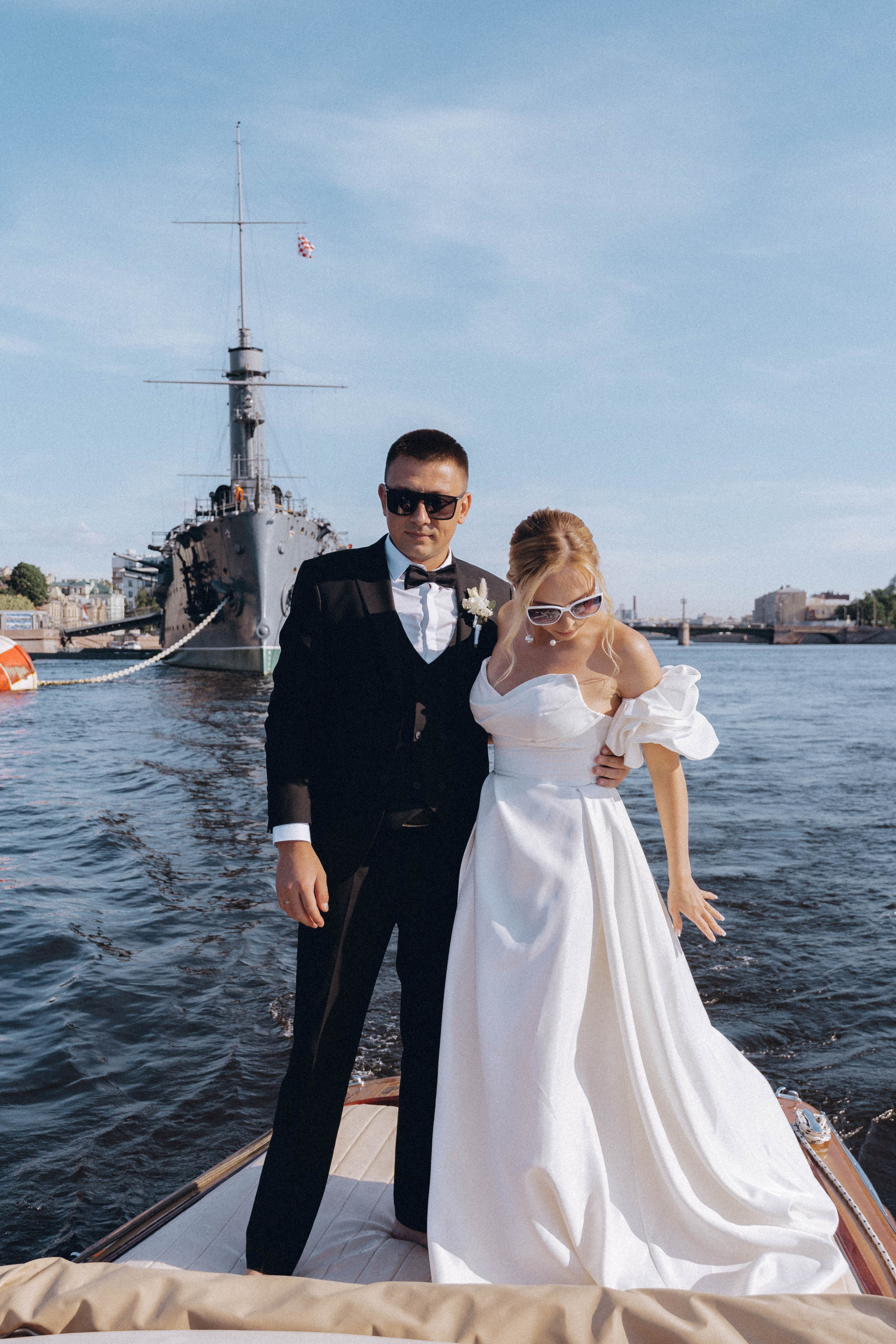 СВАДЕНБНАЯ СЬЕМКА НА КАТЕРЕ ПО КАНАЛАМ САНКТ-ПЕТЕРБУРГА И В АКВАТОРИИ НЕВЫ. Профессиональный фотограф, Санкт-Петербург — Виктория Богомолова