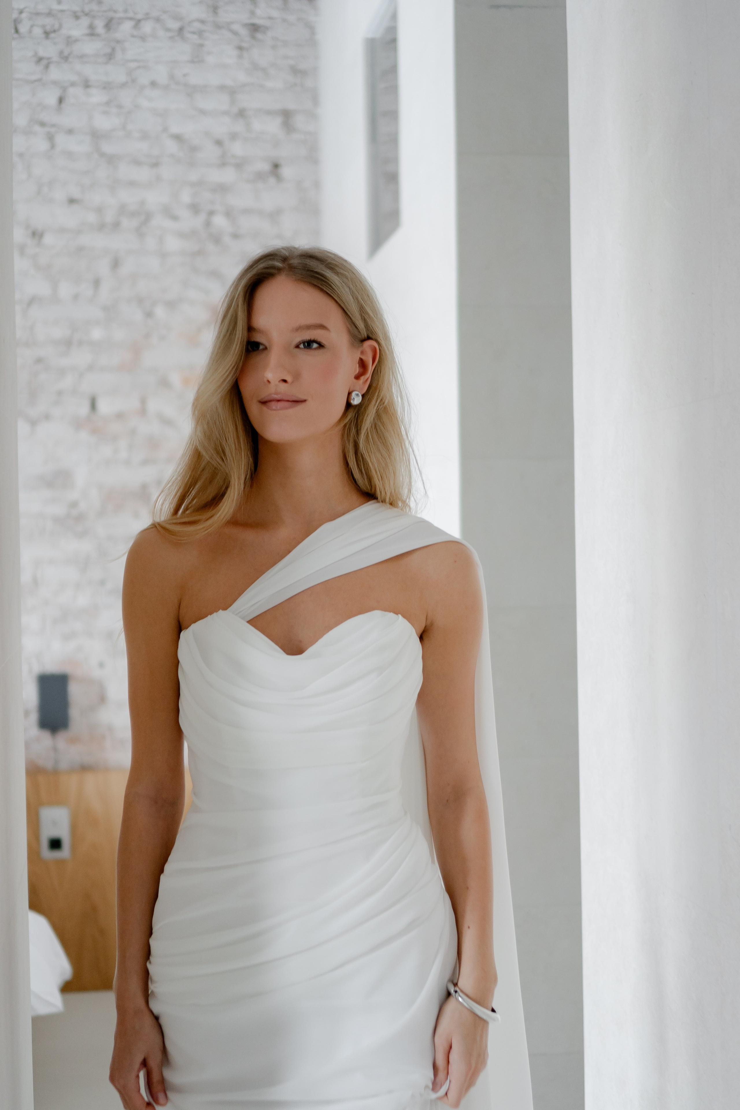 ЭЛЕГАНТНАЯ СВАДБЕНАЯ СЬЕМКА ЖЕНИХА И НЕВЕСТЫ В ДОРОГОМ ОТЕЛЕ САНКТ-ПЕТЕРБУРГА. Профессиональный фотограф, Санкт-Петербург — Виктория Богомолова