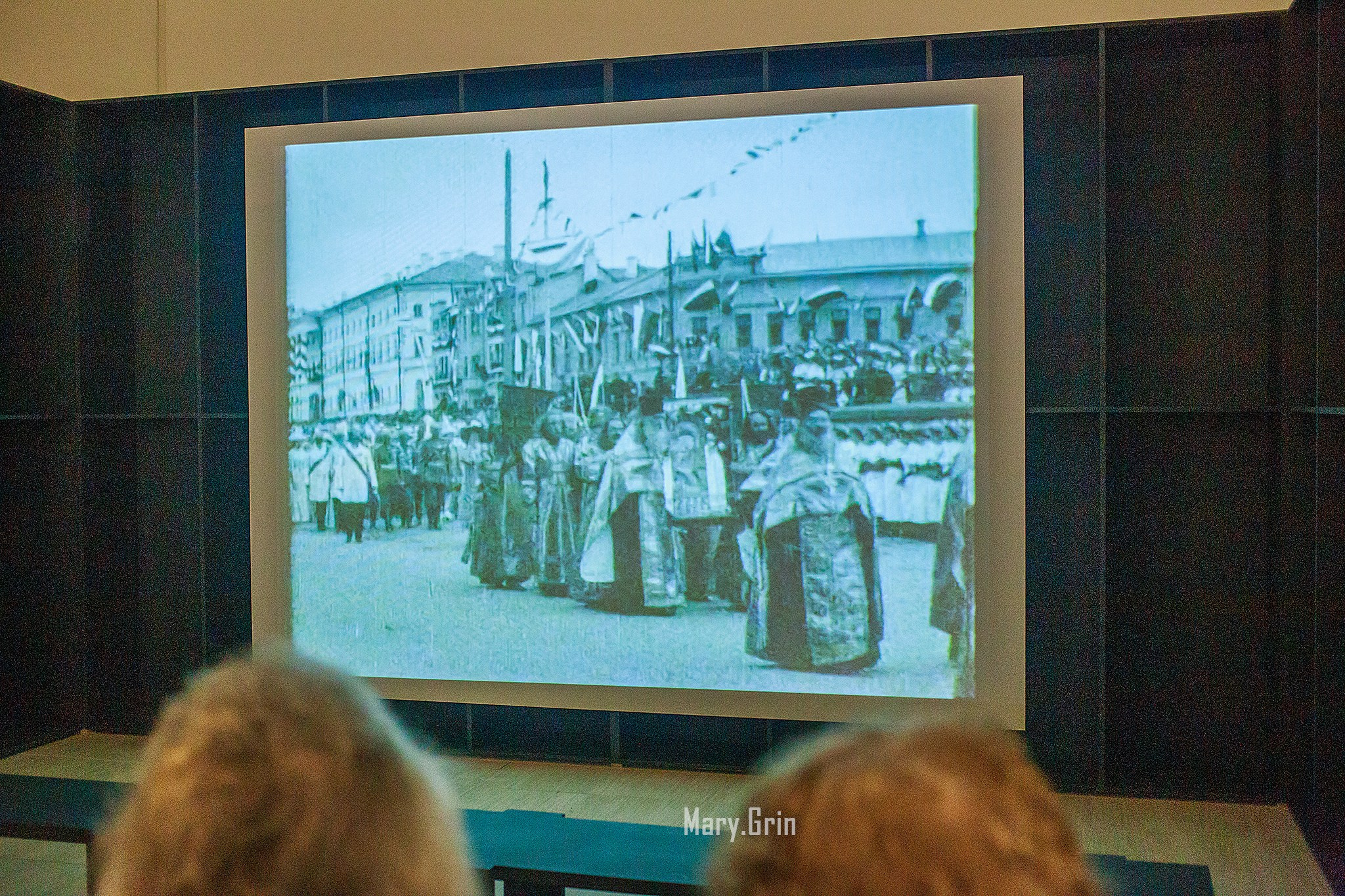 Гуляя по старому Нижнему. Интерактивная экскурсия. Манеж. Детский и семейный фотограф, фотограф мероприятий Нижний Новгород