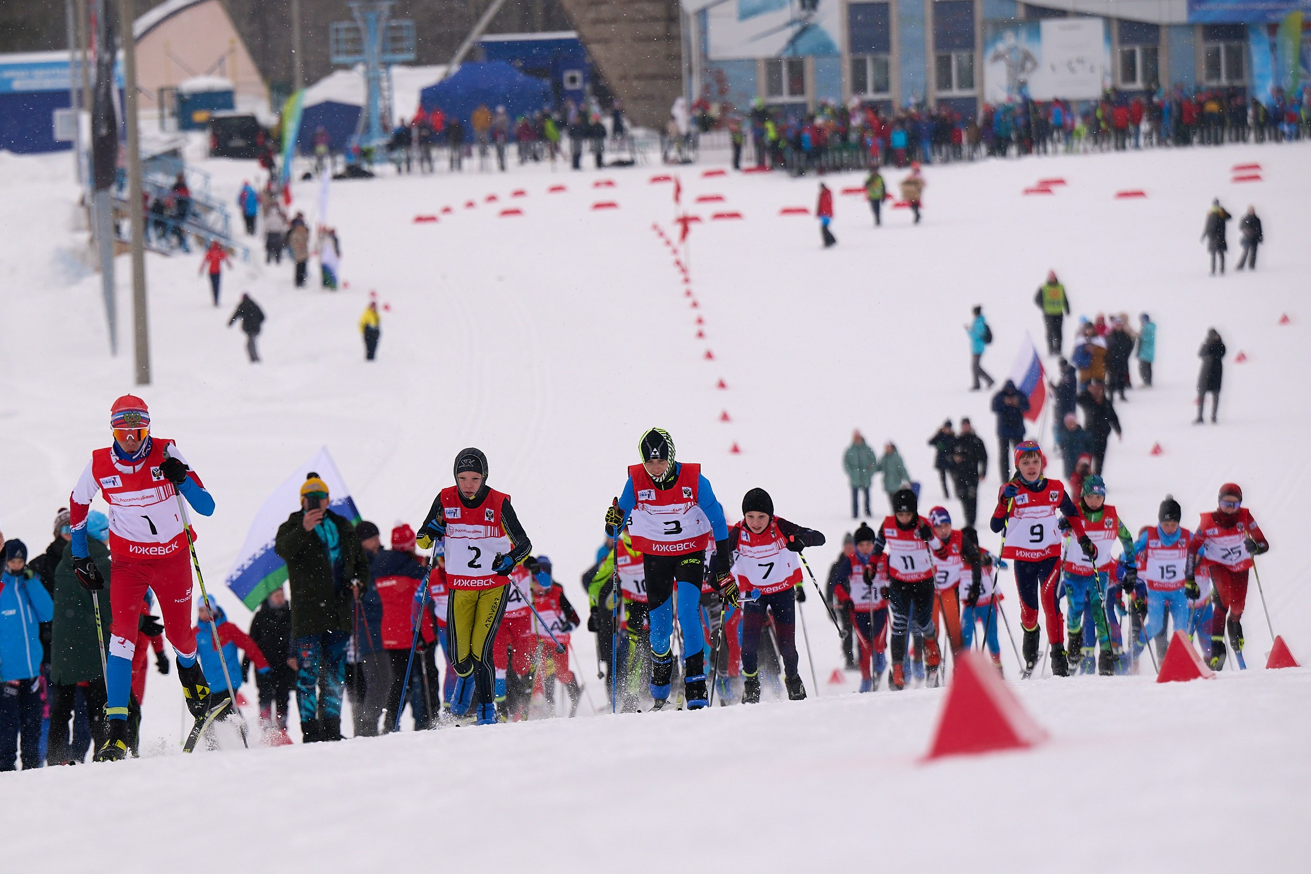 Всероссийские соревнования по лыжным гонкам «Пионерская правда». Ижевс. Спортивный репортажный фотограф в Ижевске Сергей Мерзляков