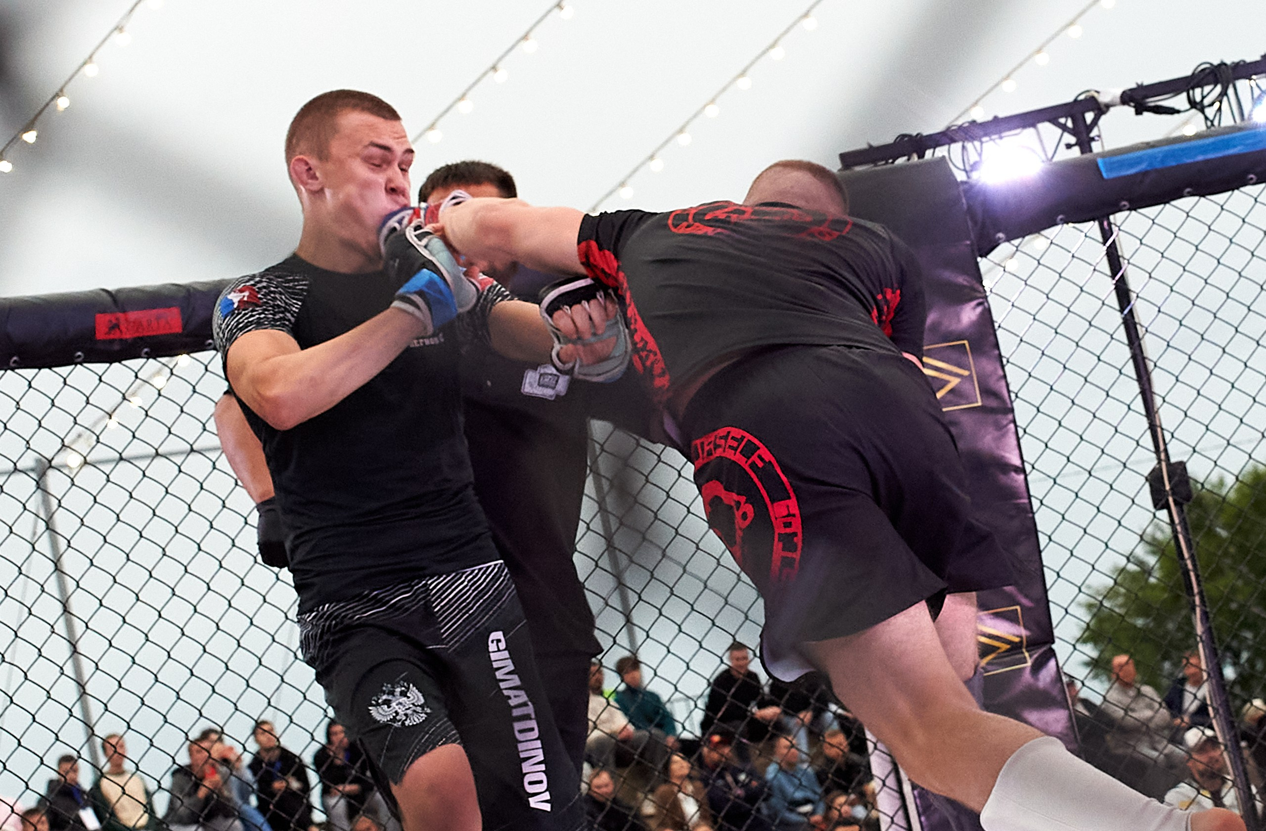 ММА. Битва на Иже-4. Спортивный репортажный фотограф в Ижевске Сергей Мерзляков