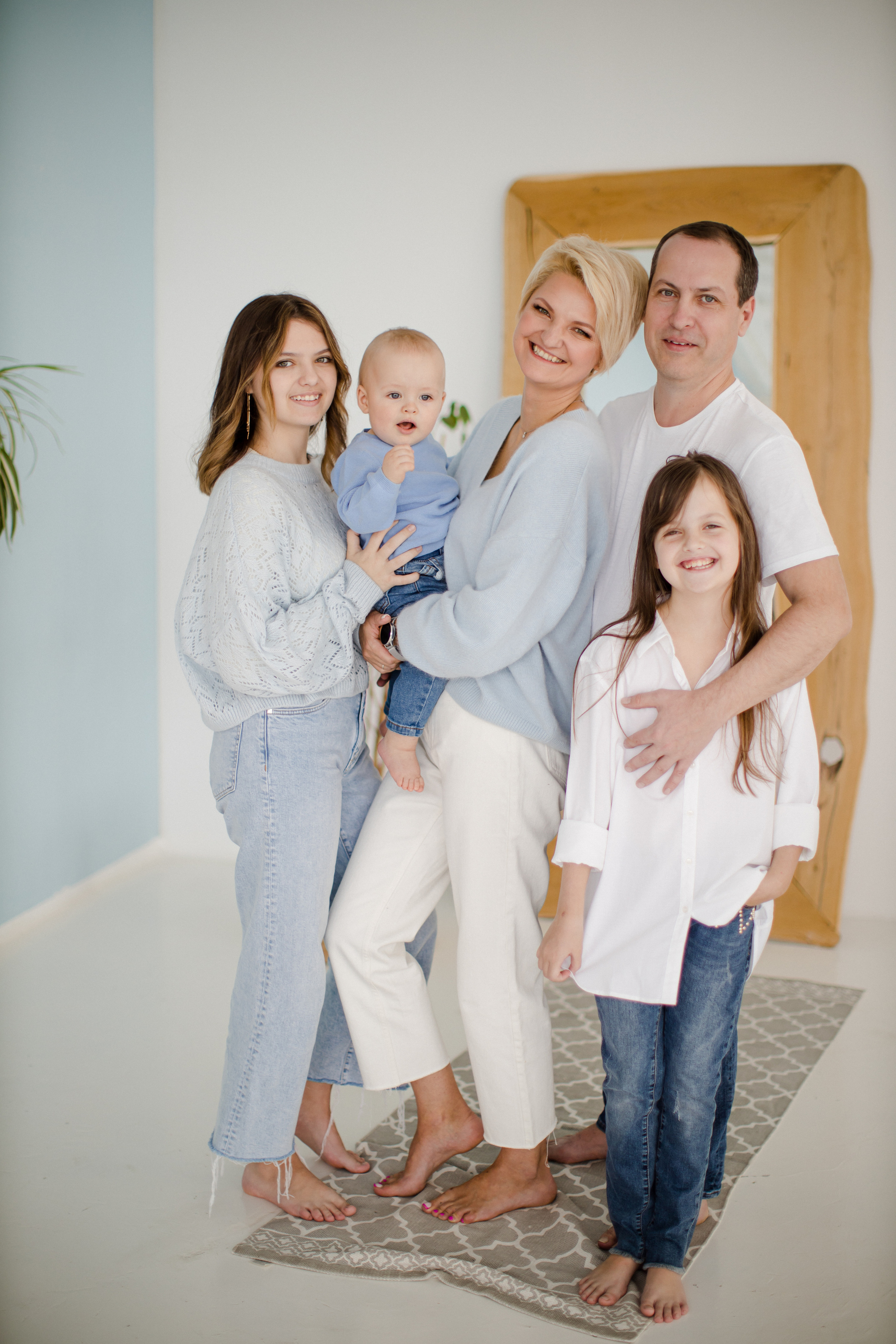 Яна с семьей. Семейный и детский фотограф в Москве Кузьмина Мария