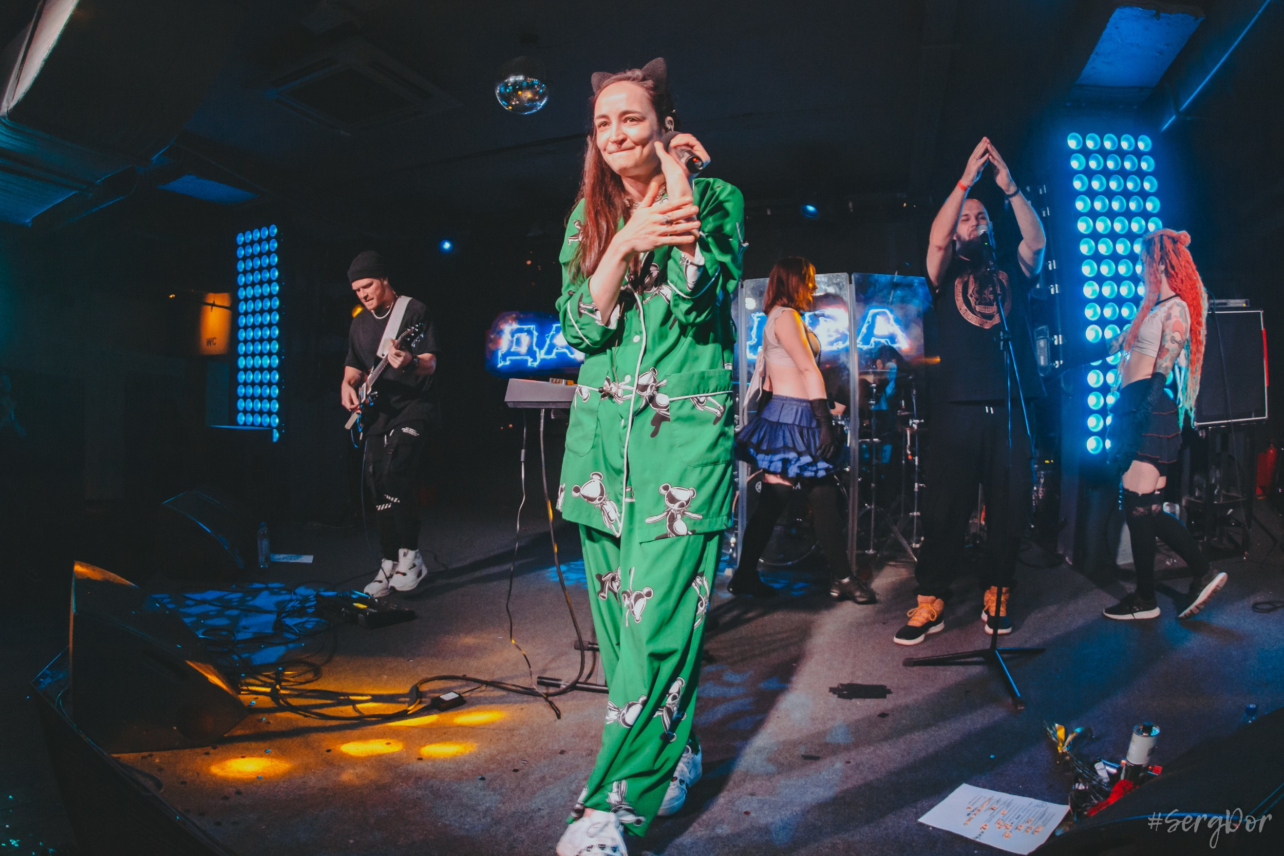 Дайте два, Мумий Тролль бар, Москва, Д2, МТ, День рождения группы, Юбилей, Люся Махова, презентация альбома, Простые радости в краю беспечных зомби, 26.11.2023, SergDor, 26 ноября 2023 года, #SergDor