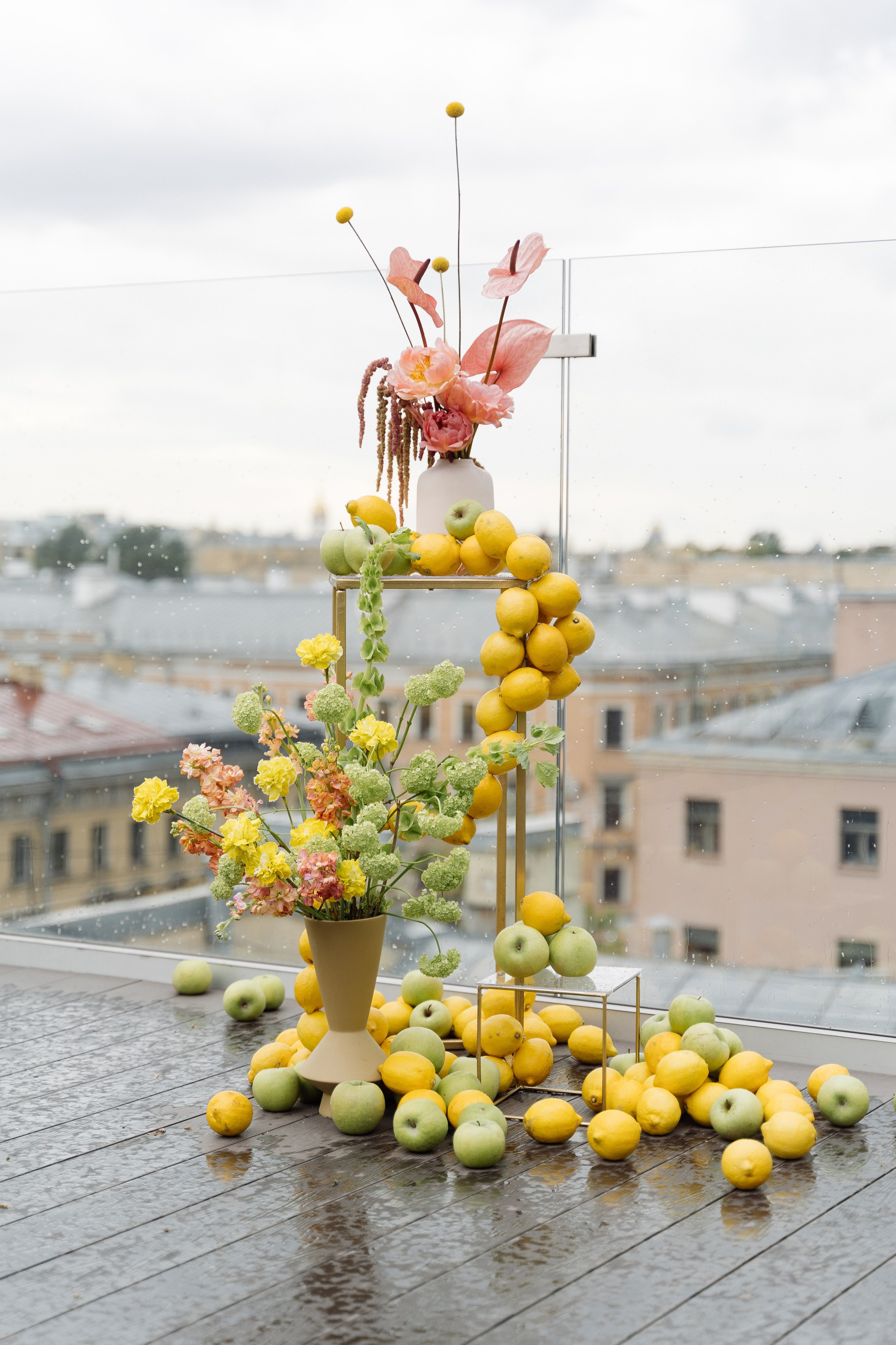 Свадьба на крыше Петербурга. Свадебный фотограф организатор в Санкт-Петербурге Ассоль Опарина
