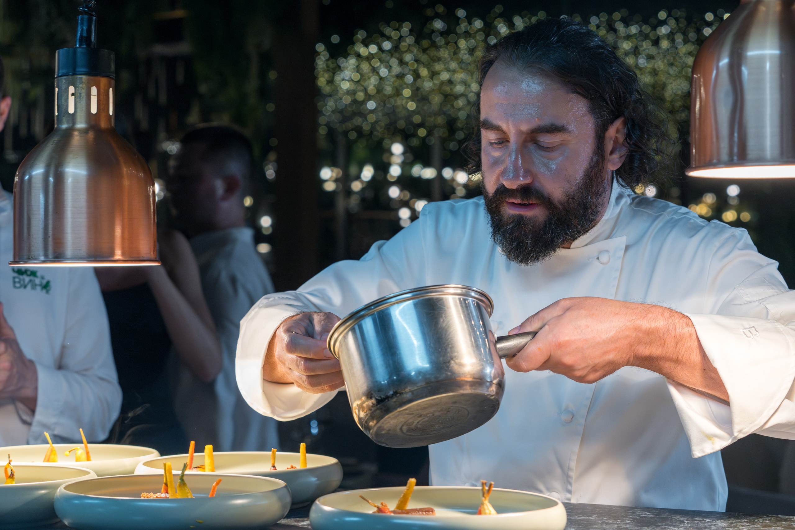 Гастрономический ужин «Лесная Италия» с Мирко Дзаго в ресторане RiverSide. Репортажный фотограф в Красной Поляне и Сочи Павлюченко Екатерина