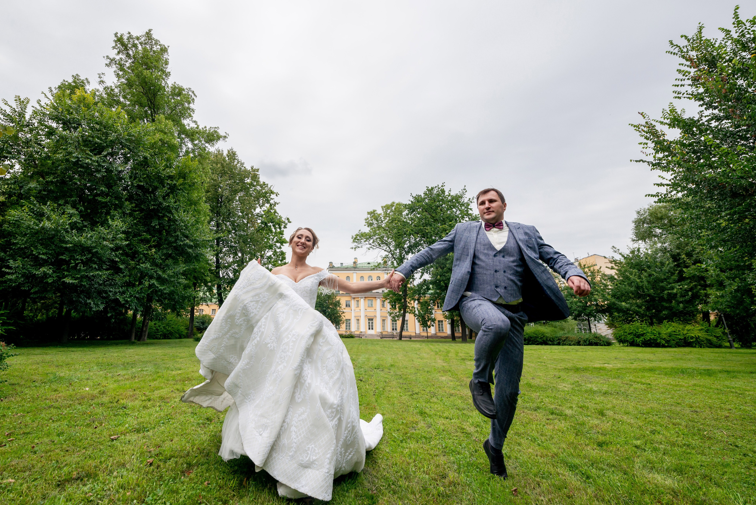 Анастасия и Игорь (фотосессия во Втором Дворце Бракосочетания, Польский сад, здание городской Ратуши). Портретный, семейный и свадебный фотограф в Санкт-Петербурге и в Пушкине Ширяев Денис